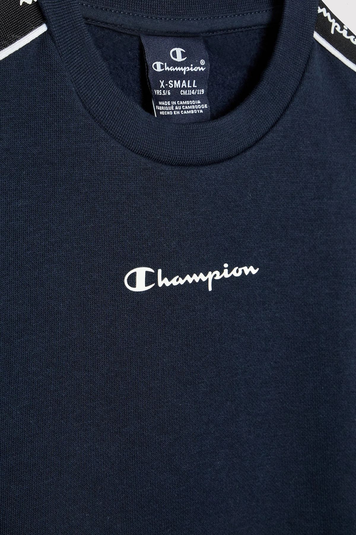 Champion Sweatshirt Blue Regular fit Trendyol