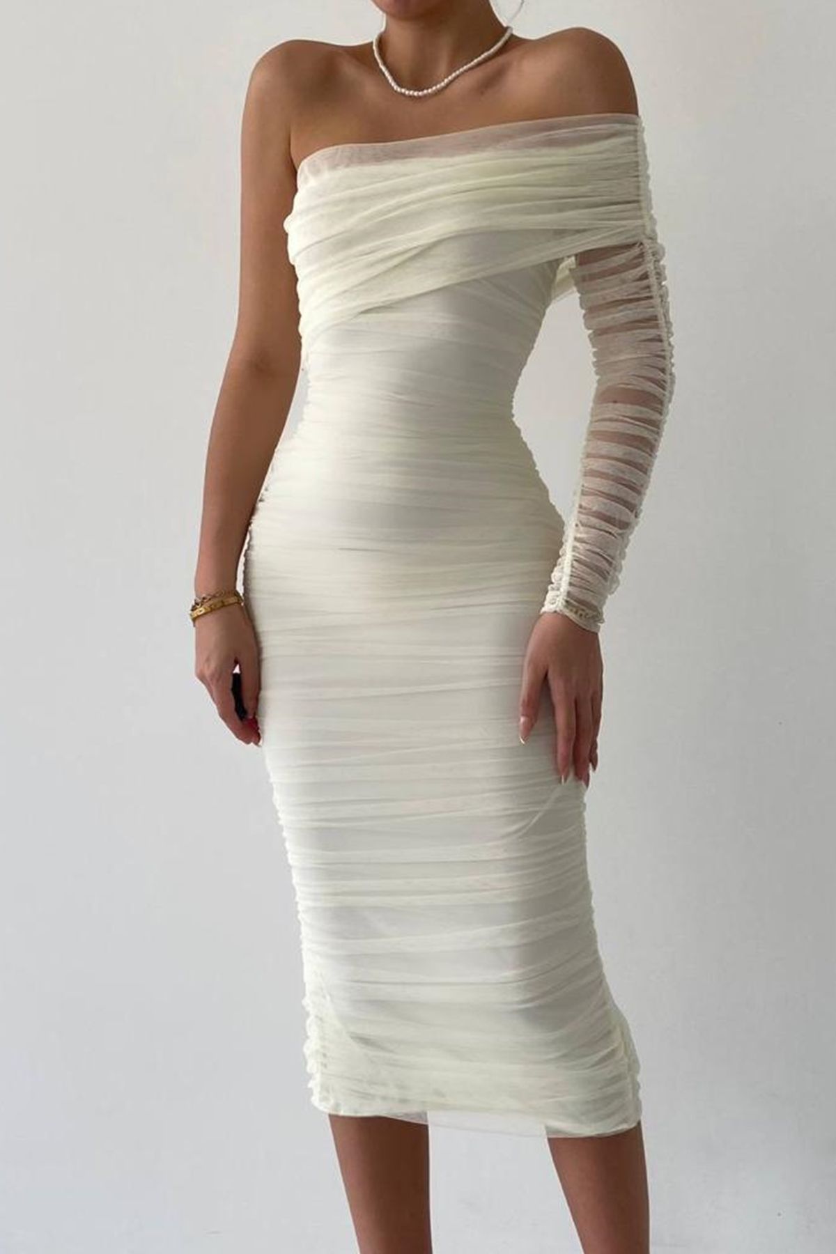 vuvutasarım-Weißes Abendkleid 109 mit gefüttertem Tüllstoff, Einzelärmel-Detail, schmale Passform, schmaler Schnitt, Midi-Länge 5