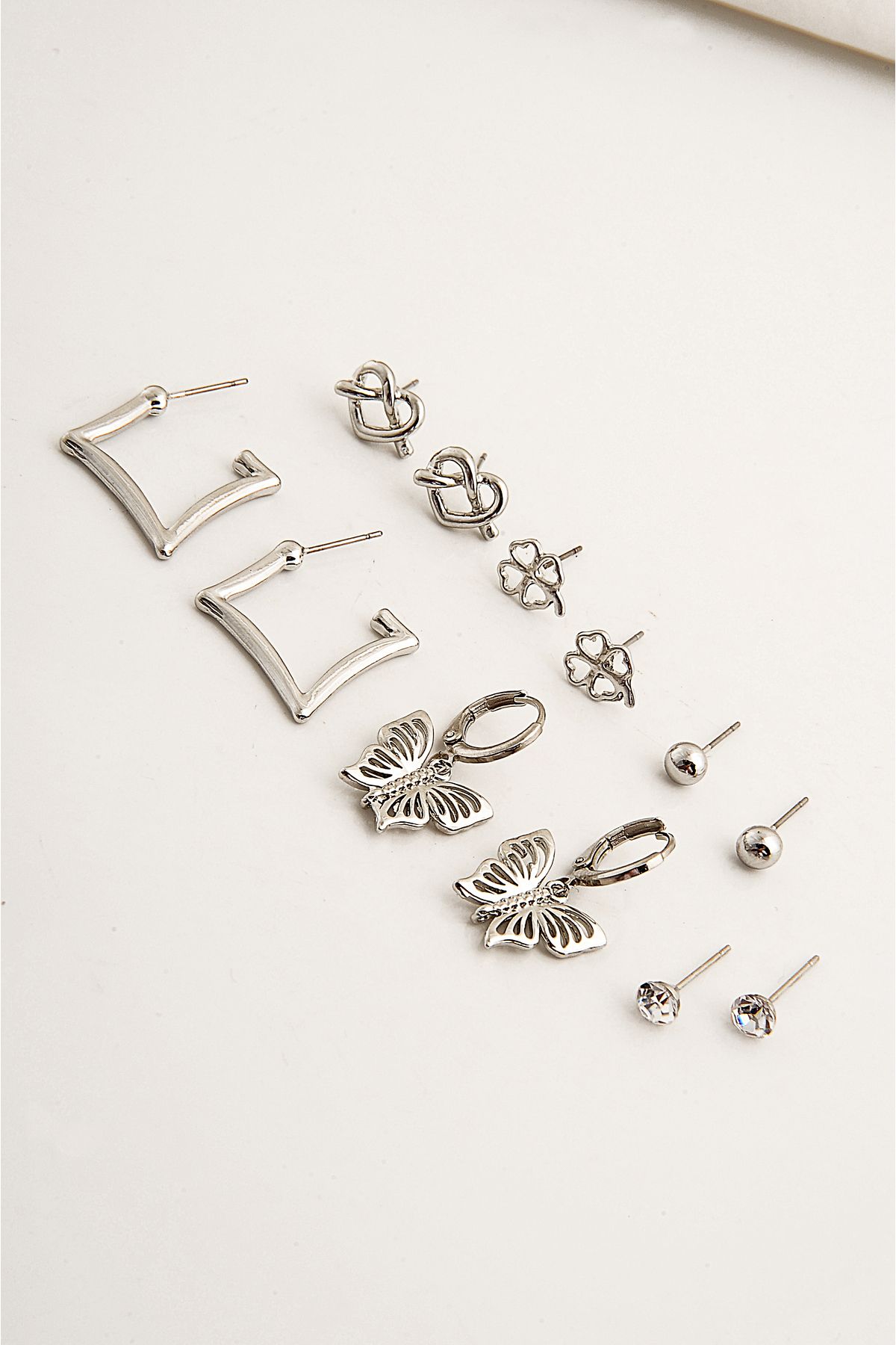 Stud sets earrings online