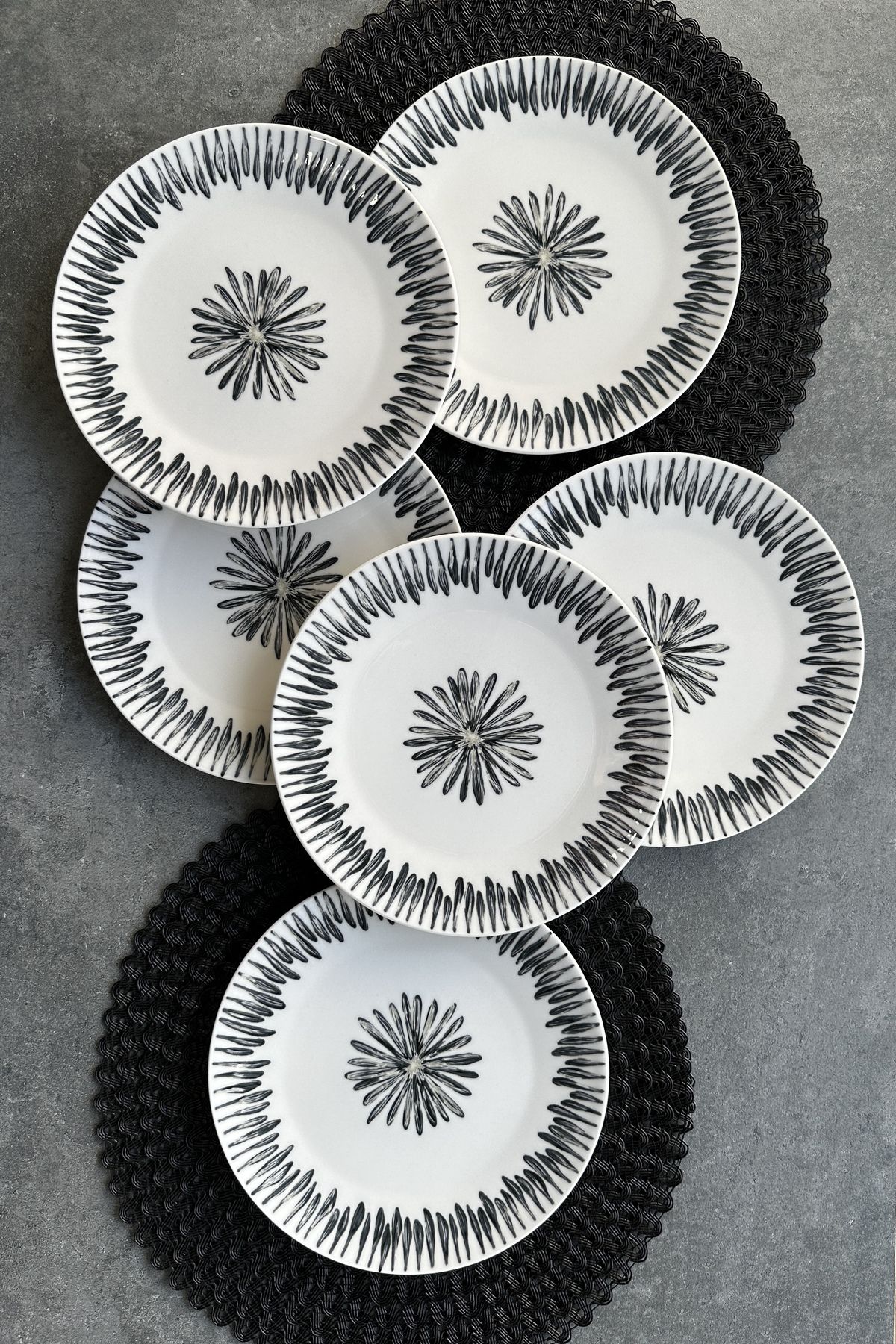 porselenden Black Focus 6 Piece Black Presentation Serving Plate