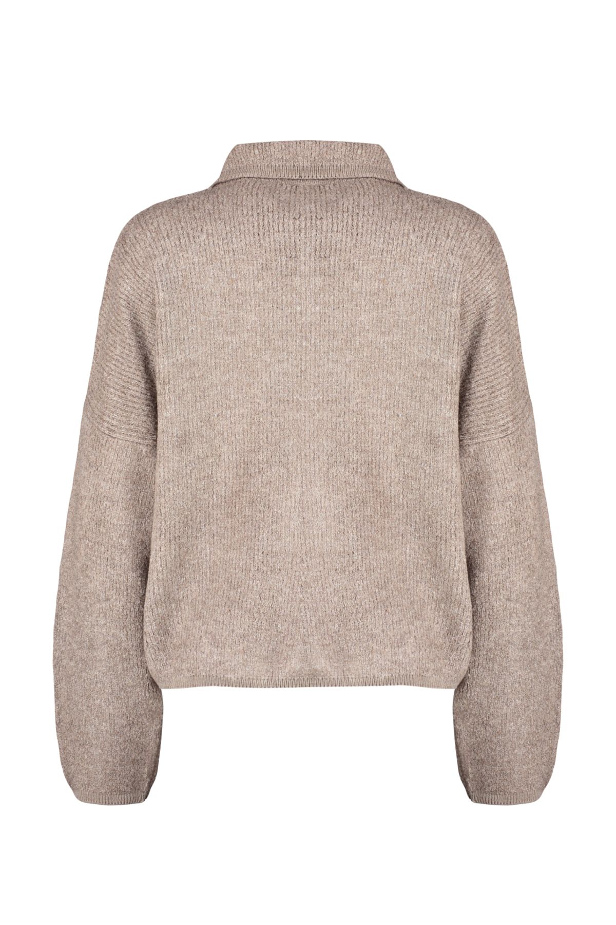 Trendyol Collection-Strickjacke aus Nerzbouclé mit Polokragen - Weite Passform TWOAW24HI00177 8