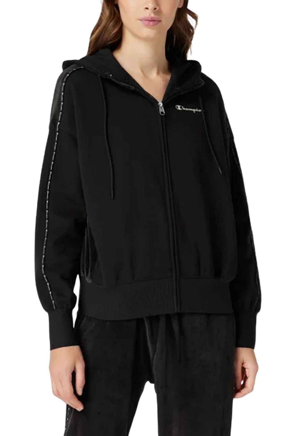 Champion Sweatshirt Black Regular fit Trendyol