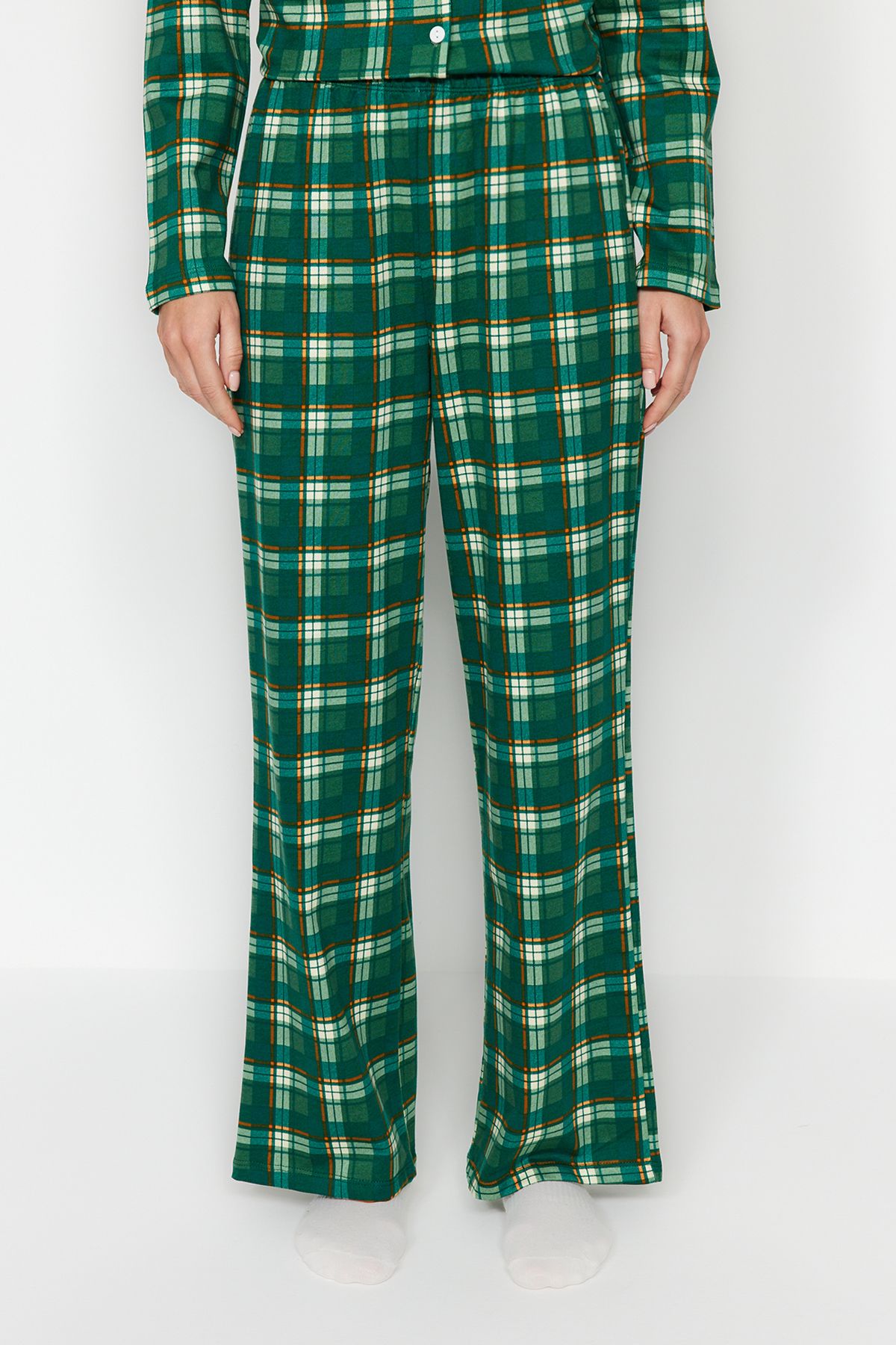 Trendyol Collection-Set de lenjerie de dormit cămașă și pantaloni din bumbac în carouri verde - THMAW24PT00252 5