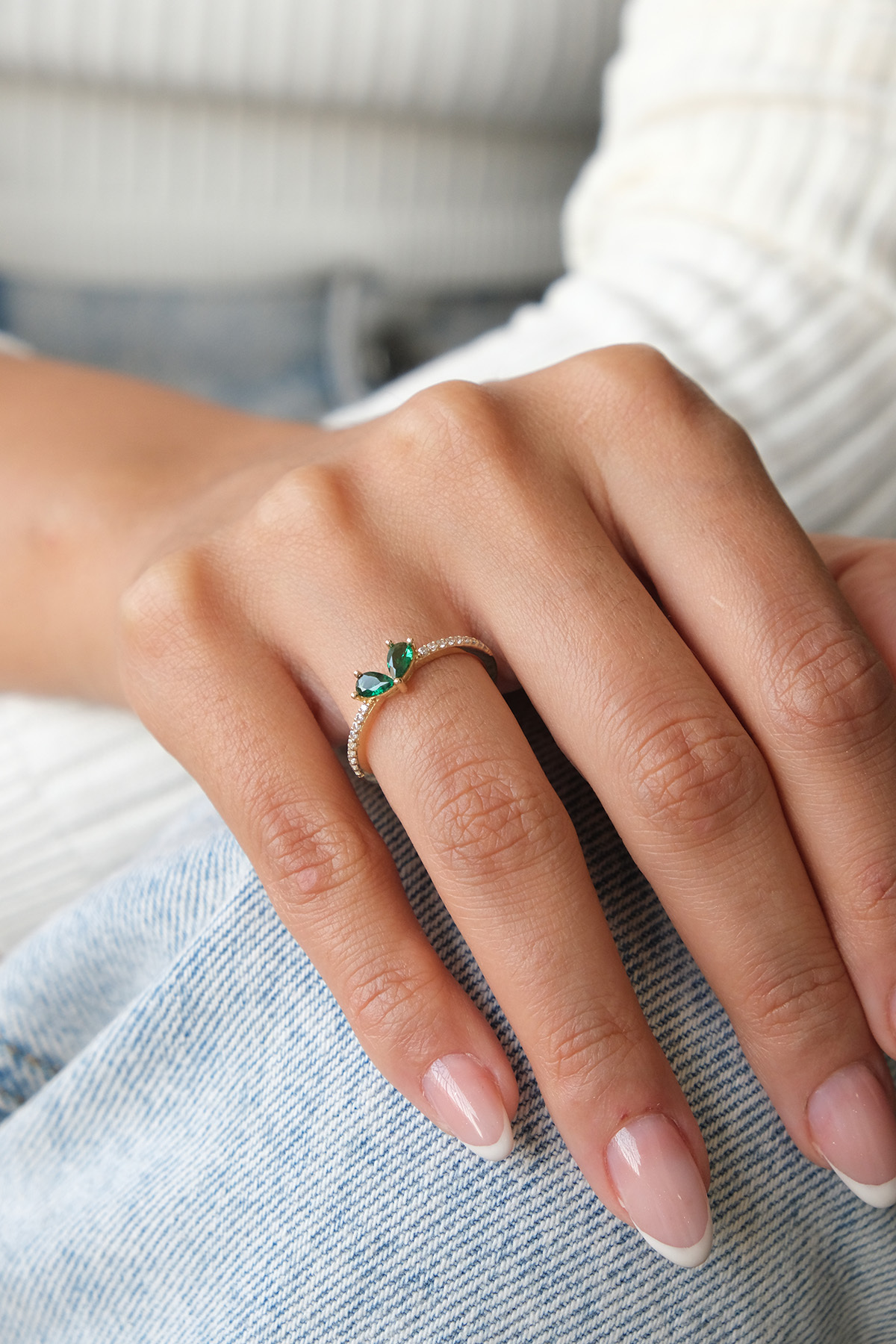 14 Ayar Altın Çift Taşlı Yeşil Emerald Yüzük