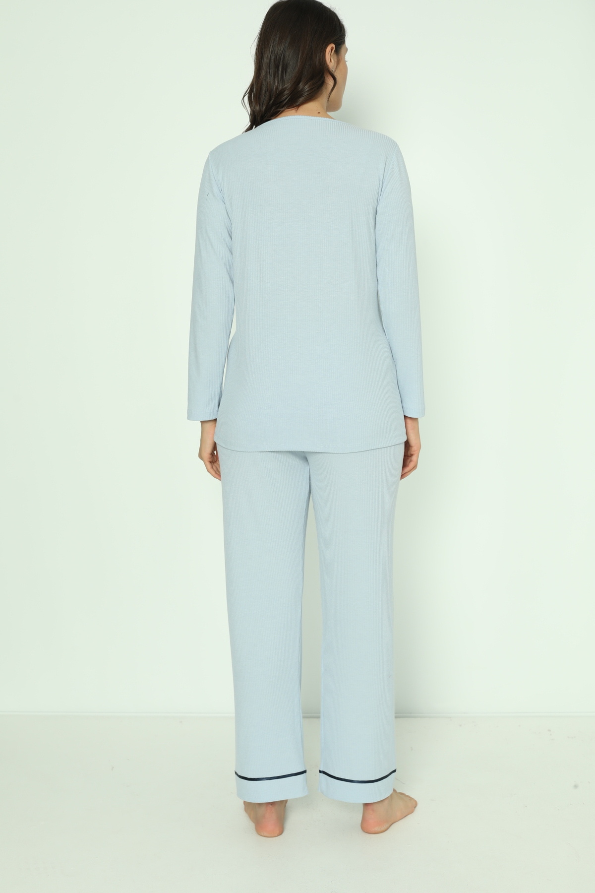 Miss Dünya Lissa Bebe Mavisi Önden Düğmeli Uzun Sabahlıklı Hamile ve Lohusa Pijama Takımı fotoğrafı 6 (önizleme)