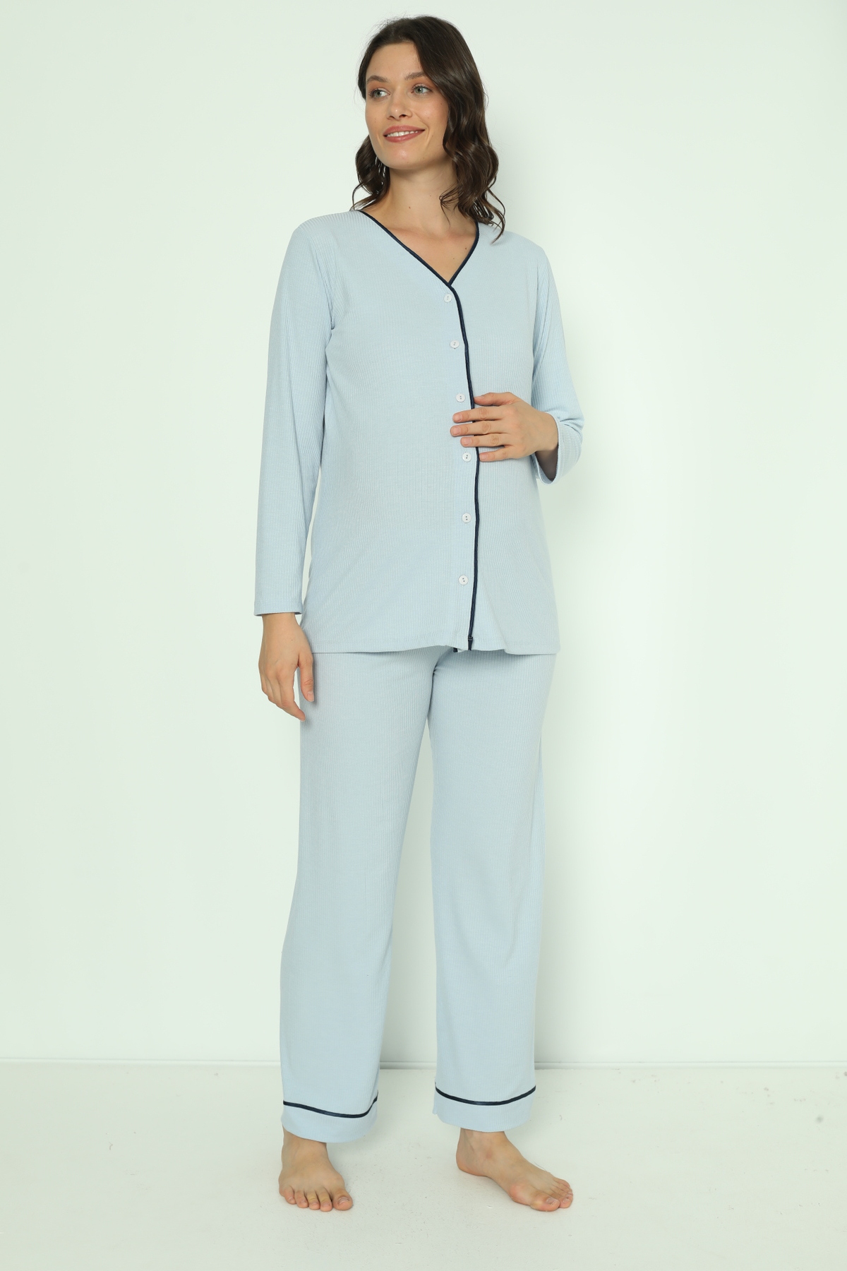 Miss Dünya Lissa Bebe Mavisi Önden Düğmeli Uzun Sabahlıklı Hamile ve Lohusa Pijama Takımı fotoğrafı 5 (önizleme)