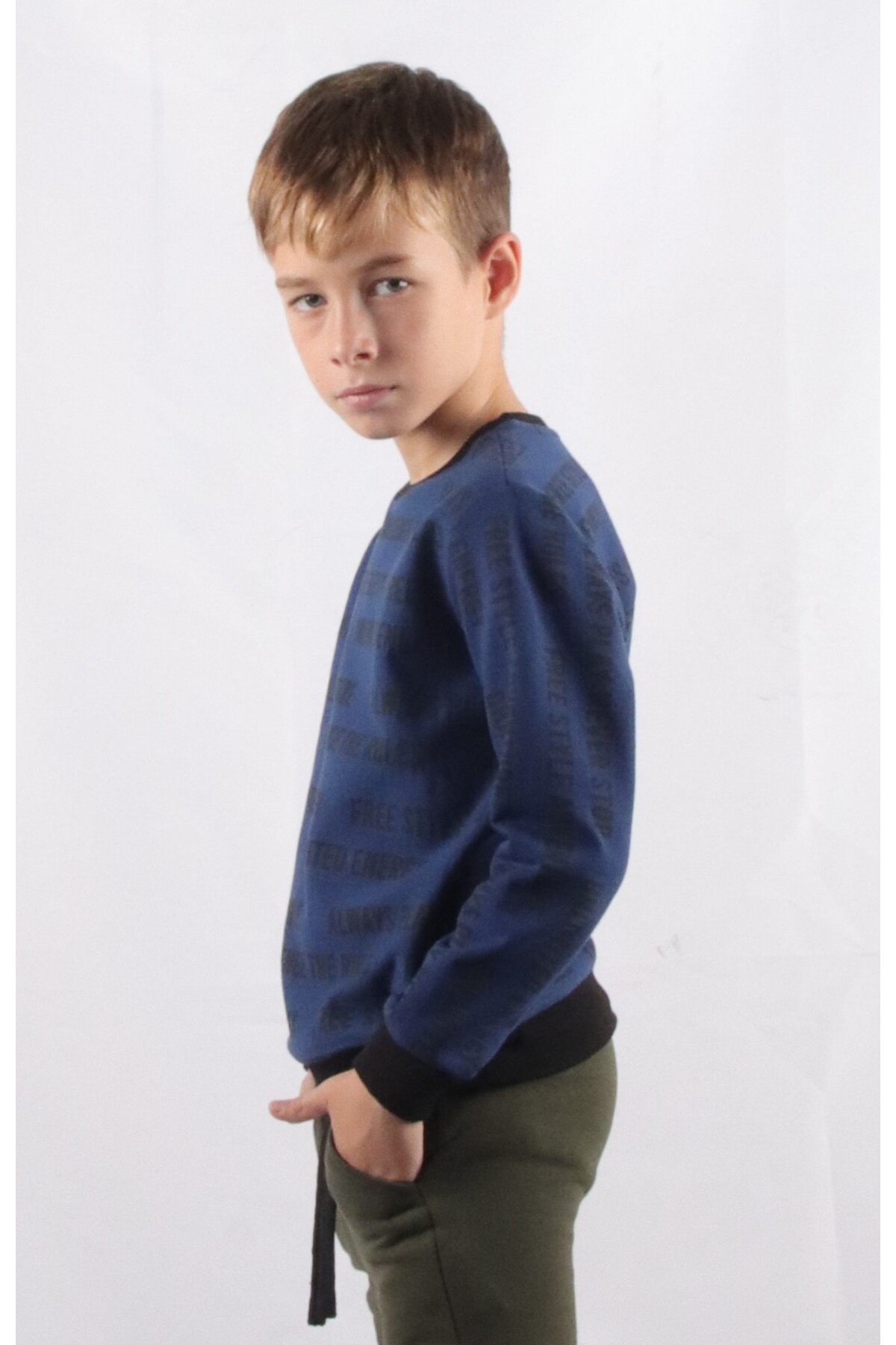 سویشرت پسرانه آبی سرمه ای ALEXANDERGARDI | C22-90400 اورجینال - تصویر 4