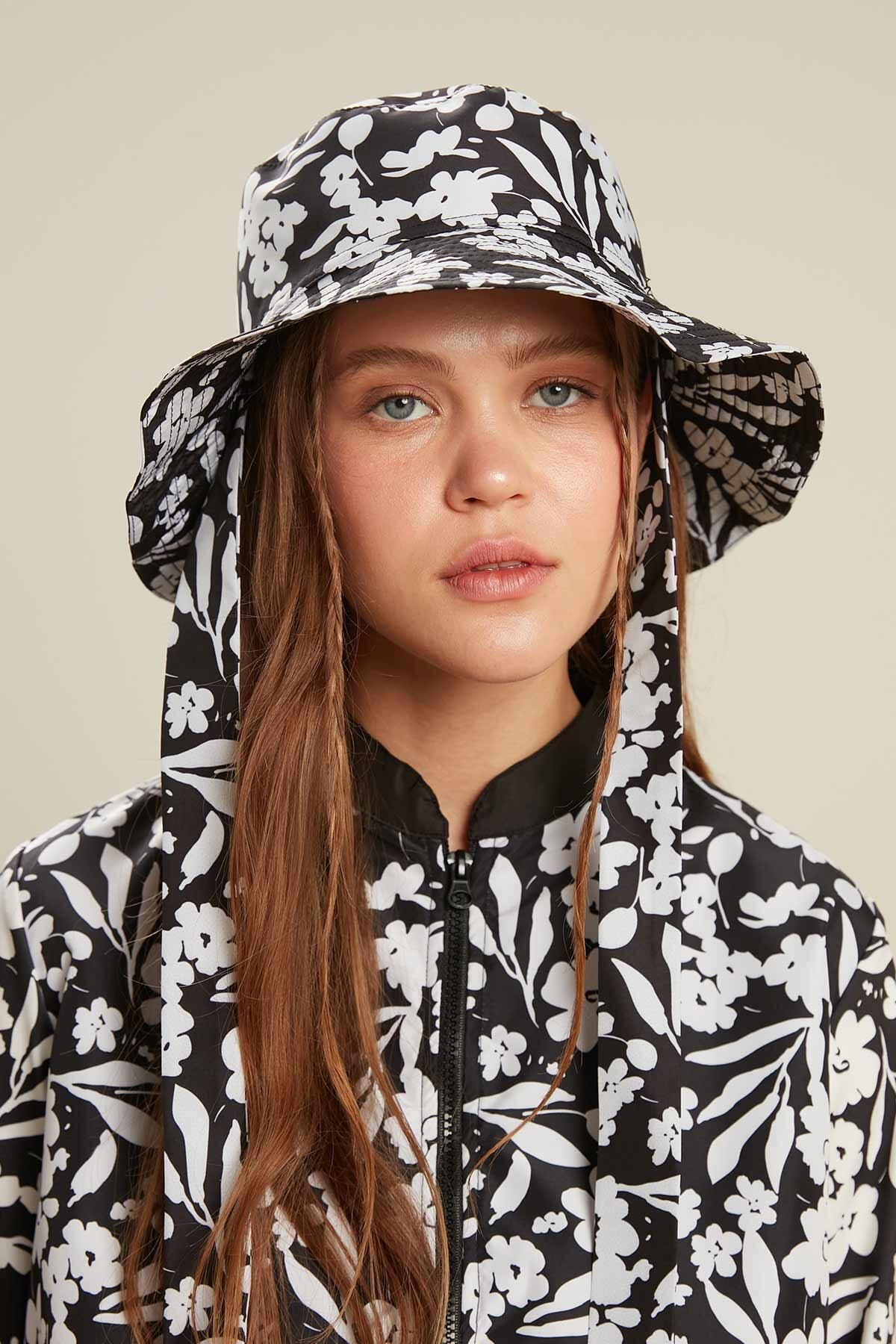 Manuka-TIE VÖDER KAPCS LESLIE-FEKETE 6