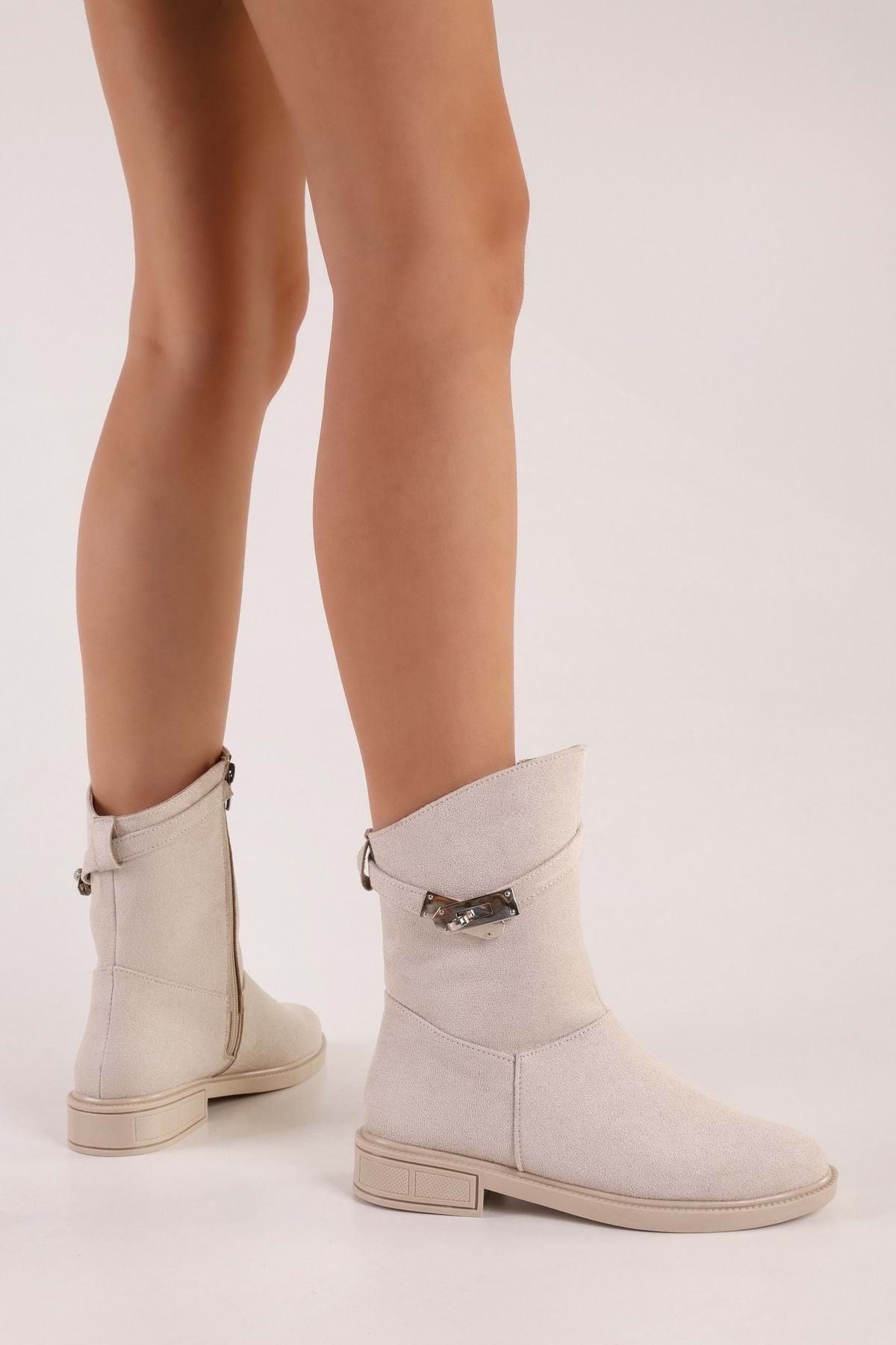 Shoeberry-Damen-Stiefel Mayslie aus beigem Wildleder mit Schnalle und flachem Absatz Beiges Wildleder 4