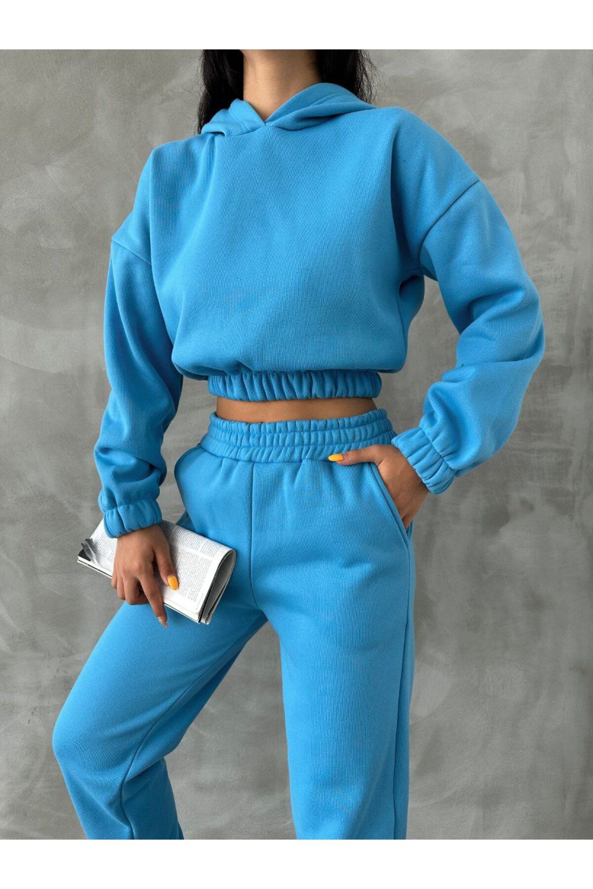 Tracksuit with sale cropped hoodie