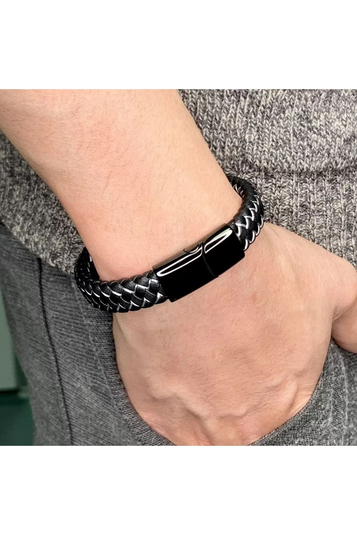 Black leather deals bracelet womens