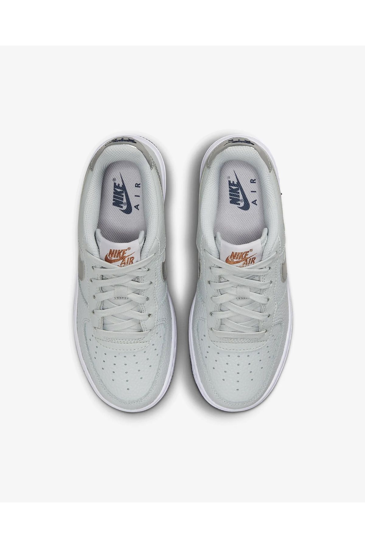 کتانی زنانه نایک مدل Air Force 1  پیور پلاتینیوم بریلی گریپ Nike