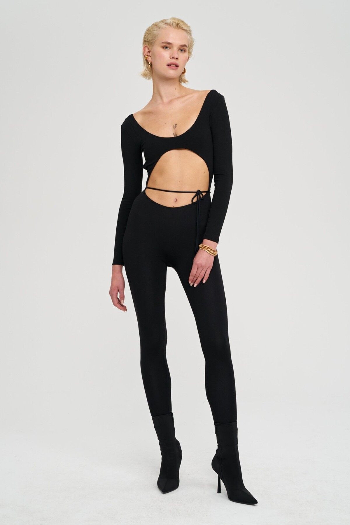 IAMNOTBASIC-Madeleine Jumpsuit - Black 3