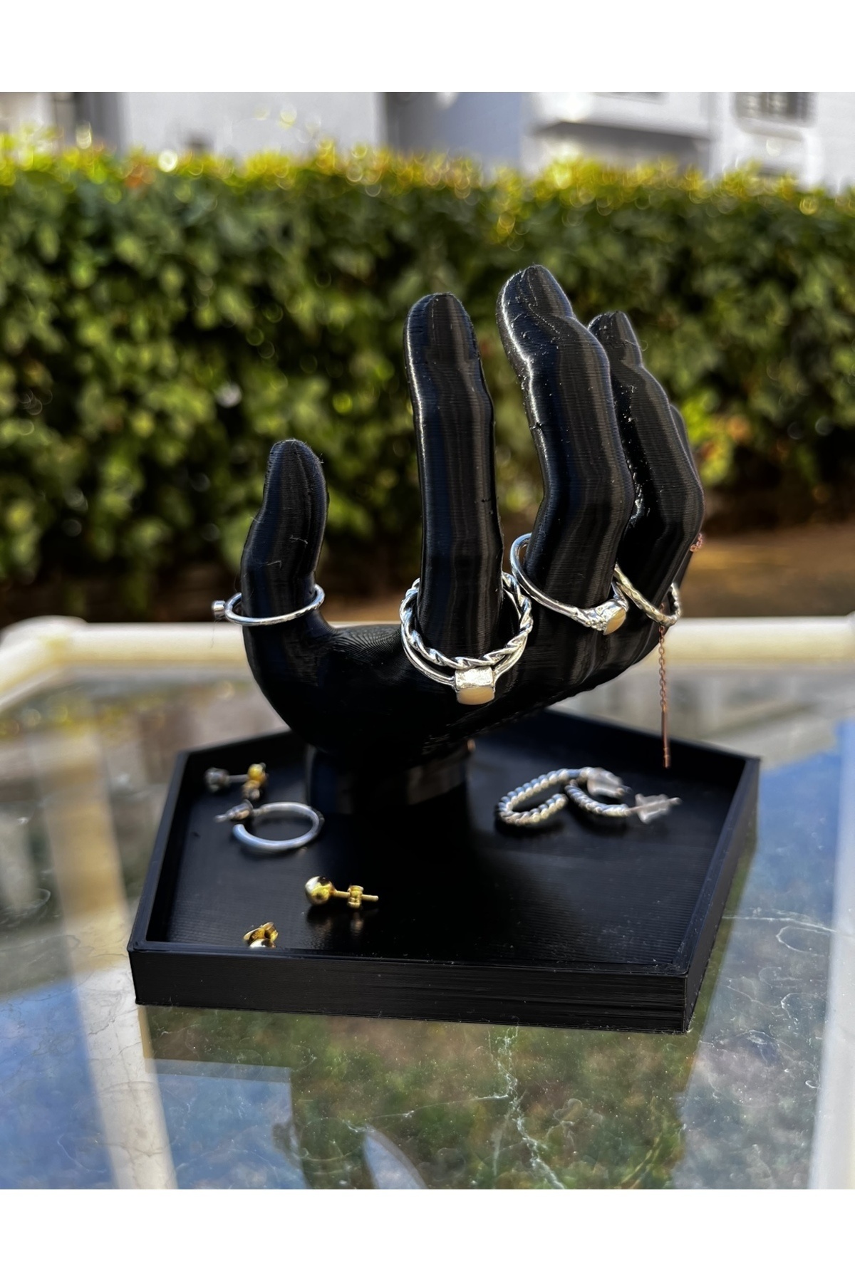 Hand Shaped Ring and Jewelry Stand 3D Production
