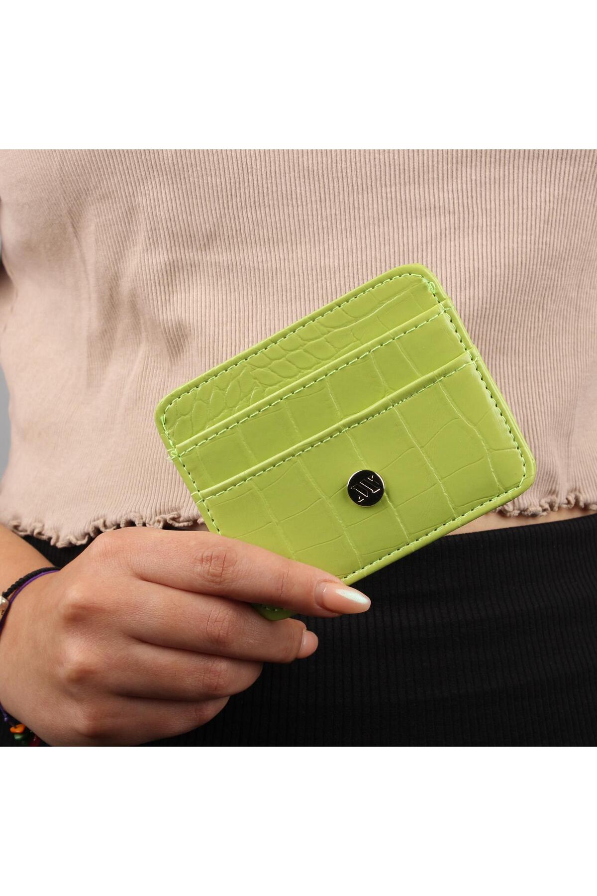 Women's Leather Wallet and Card Holder 1624 Peanut Green