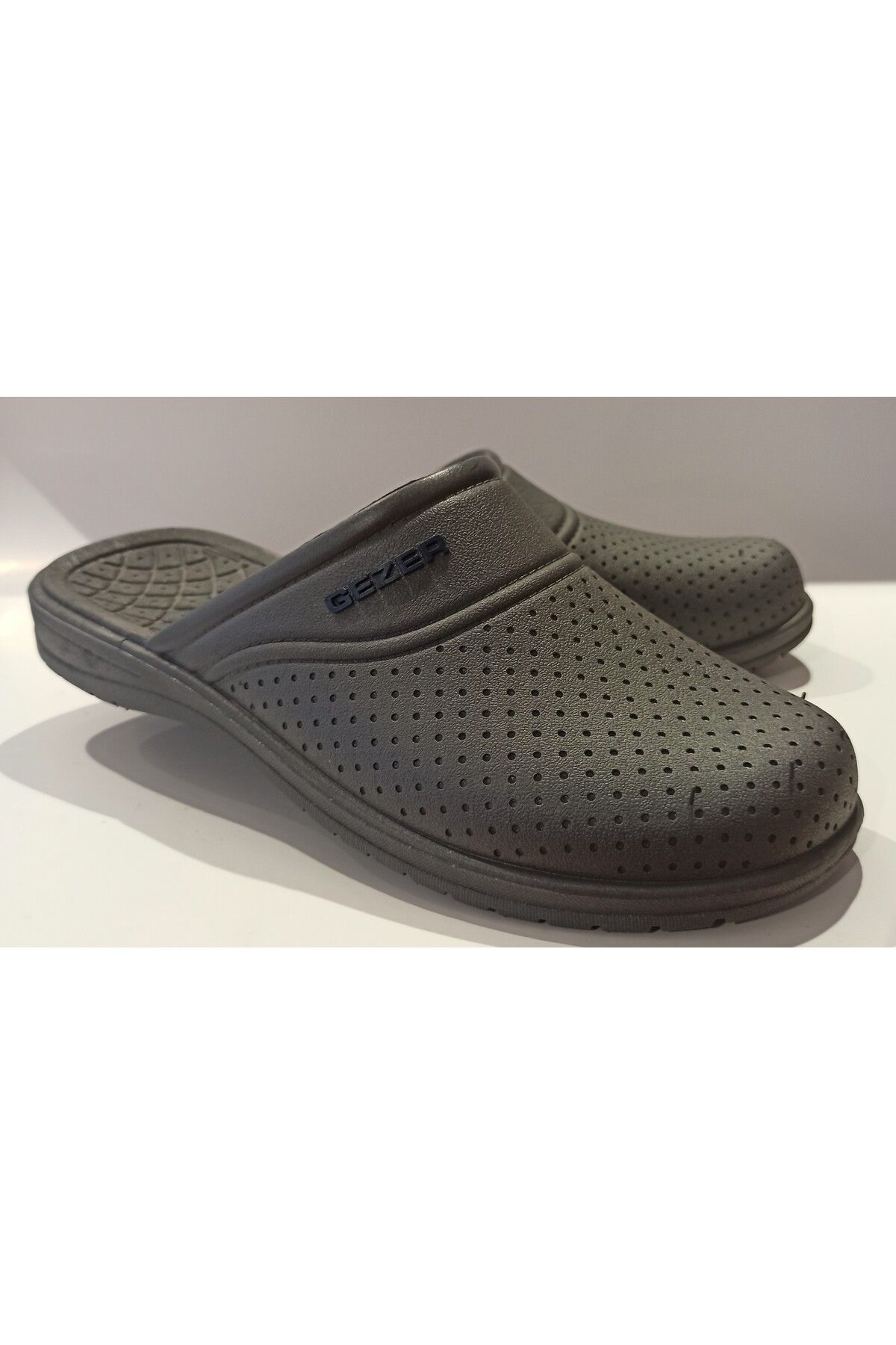Gezer NON SLIP CLOSED FRONT NO HOLE BATHROOM KITCHEN BALCONY