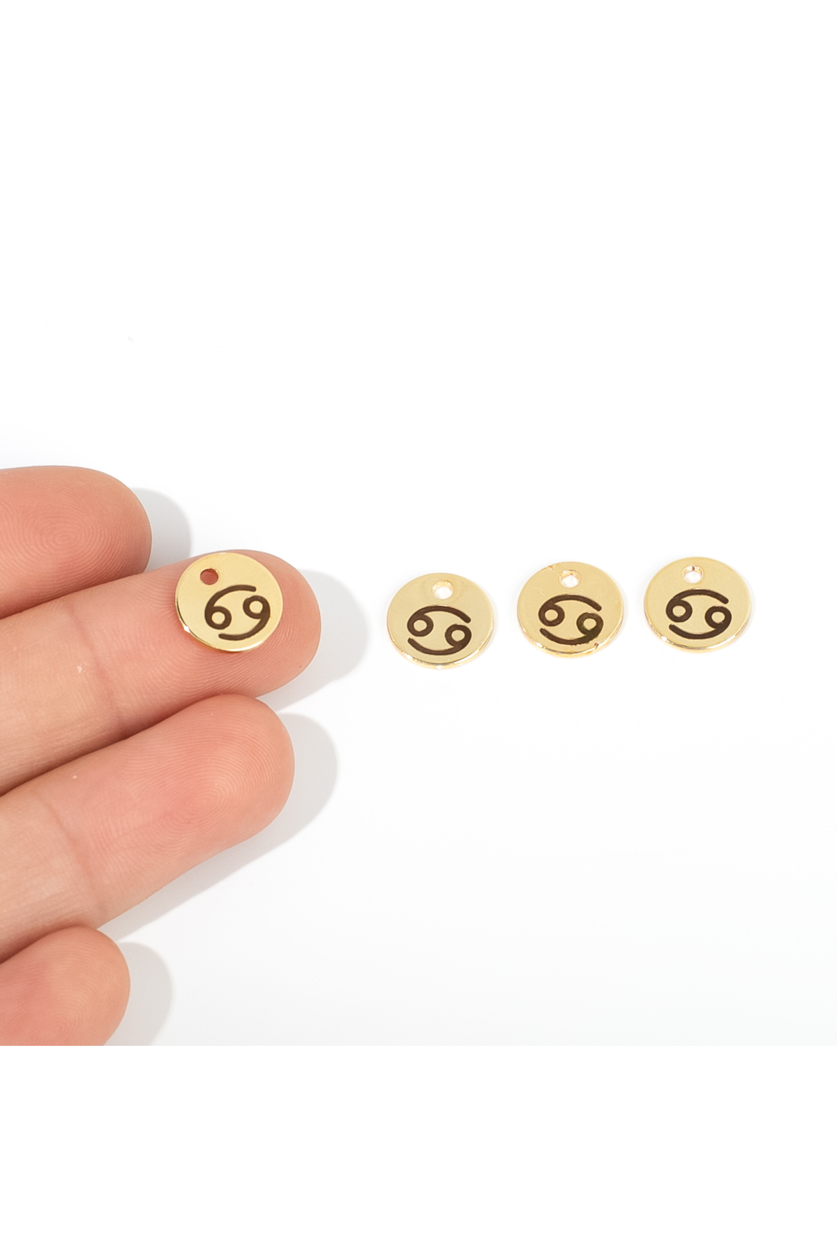 yfhobi 1 Adet - 10 mm, Yengeç Burcu Lazer Kazıma Pirinç Metal Pul, Altın Renk Metal Uç, 1.Kalite Kararmaz