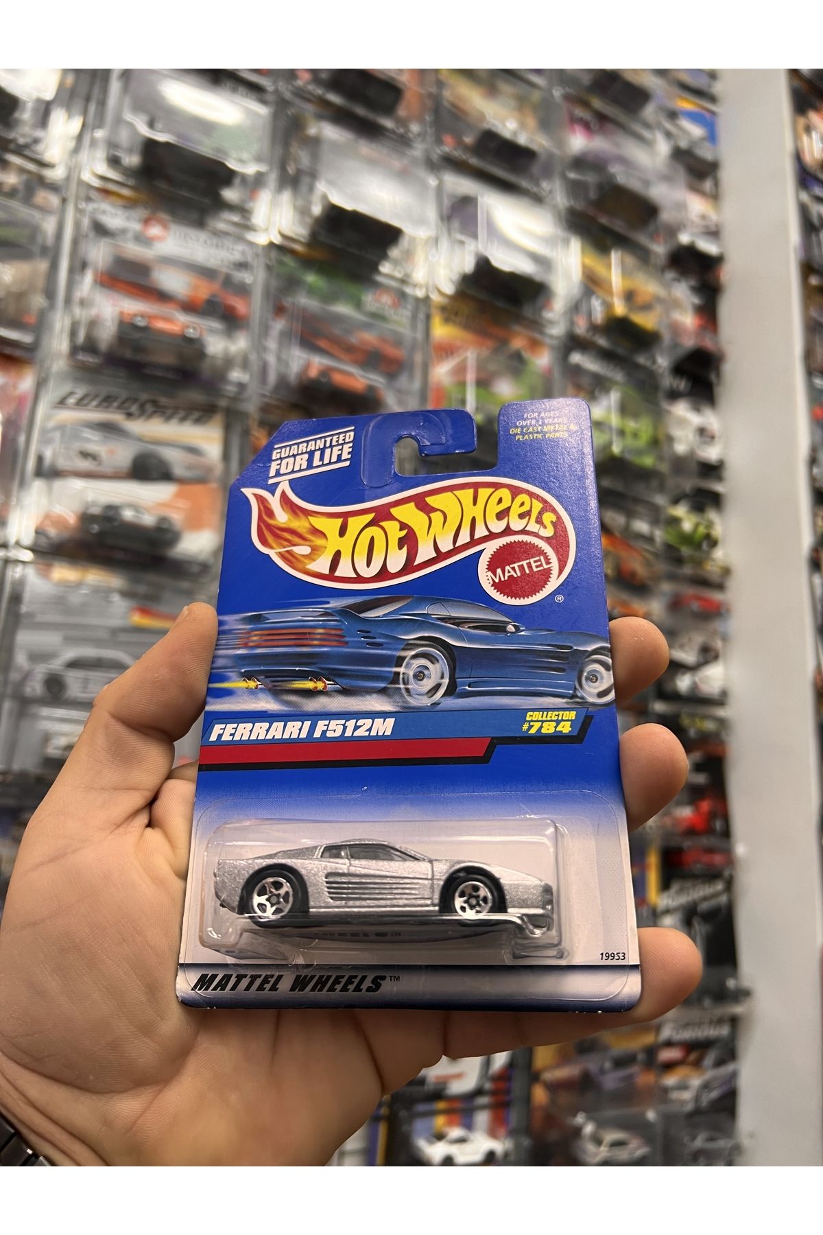 HOT WHEELS Ferrari F512M 1.64 koleksiyonluk parca Anne Bebek Cocuk