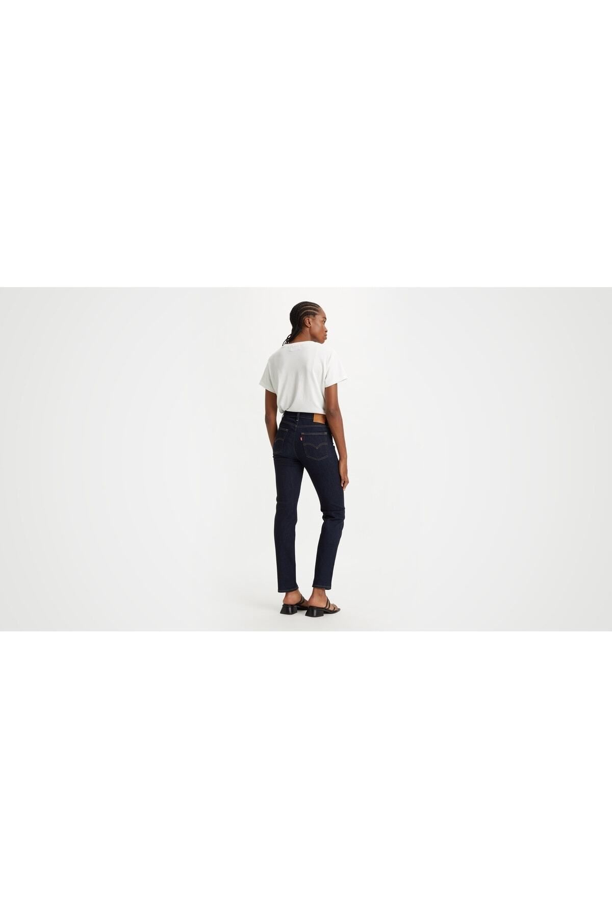 Levi's شلوار جین زنانه راسته بلند 724™ - آبکشی موج آبی