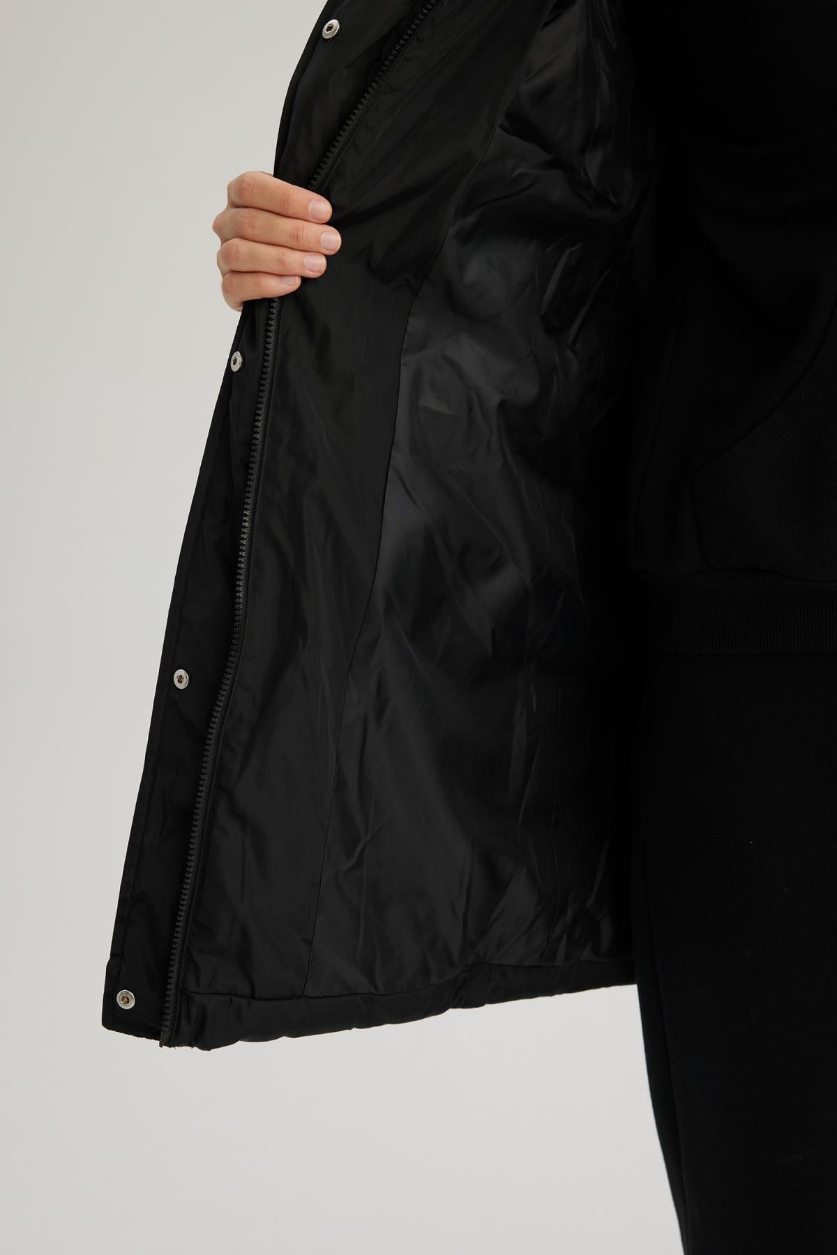 DeFacto-Übergroßer Pufferjacke mit Kunstfell-Detail – A1322ax23cw 8