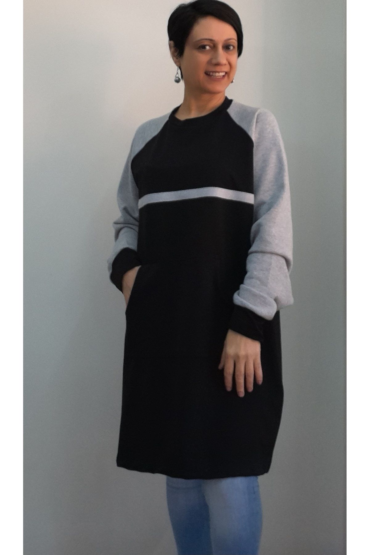 Mertcan Butik-Black 2 thread raised winter gray color block and stripe raglan sleeve kangaroo pocket sweatshirt tunic 6