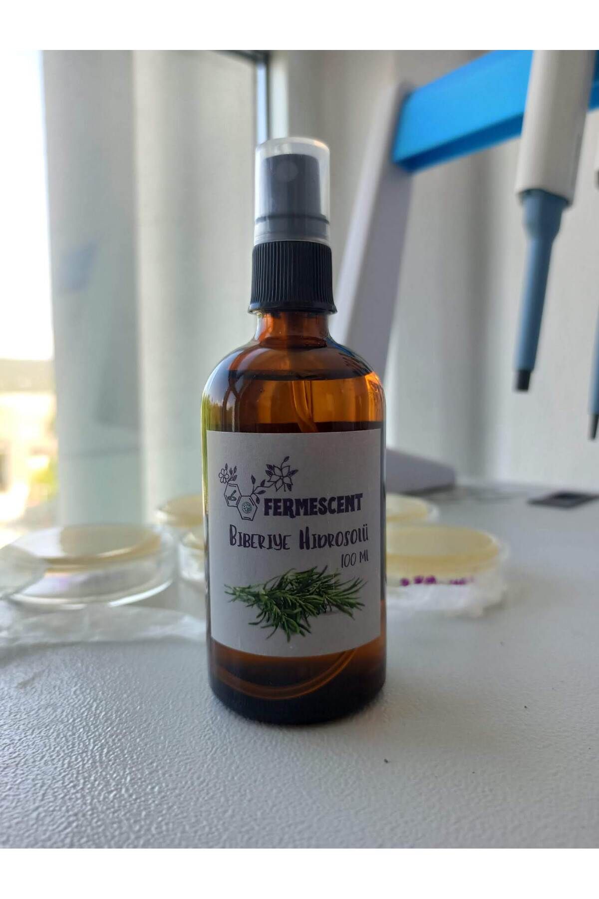 Fermescent آب گل رزماری هیدروسولو مراقبت از مو ضد اسید تقویت سریع محصول ویژه رزماری