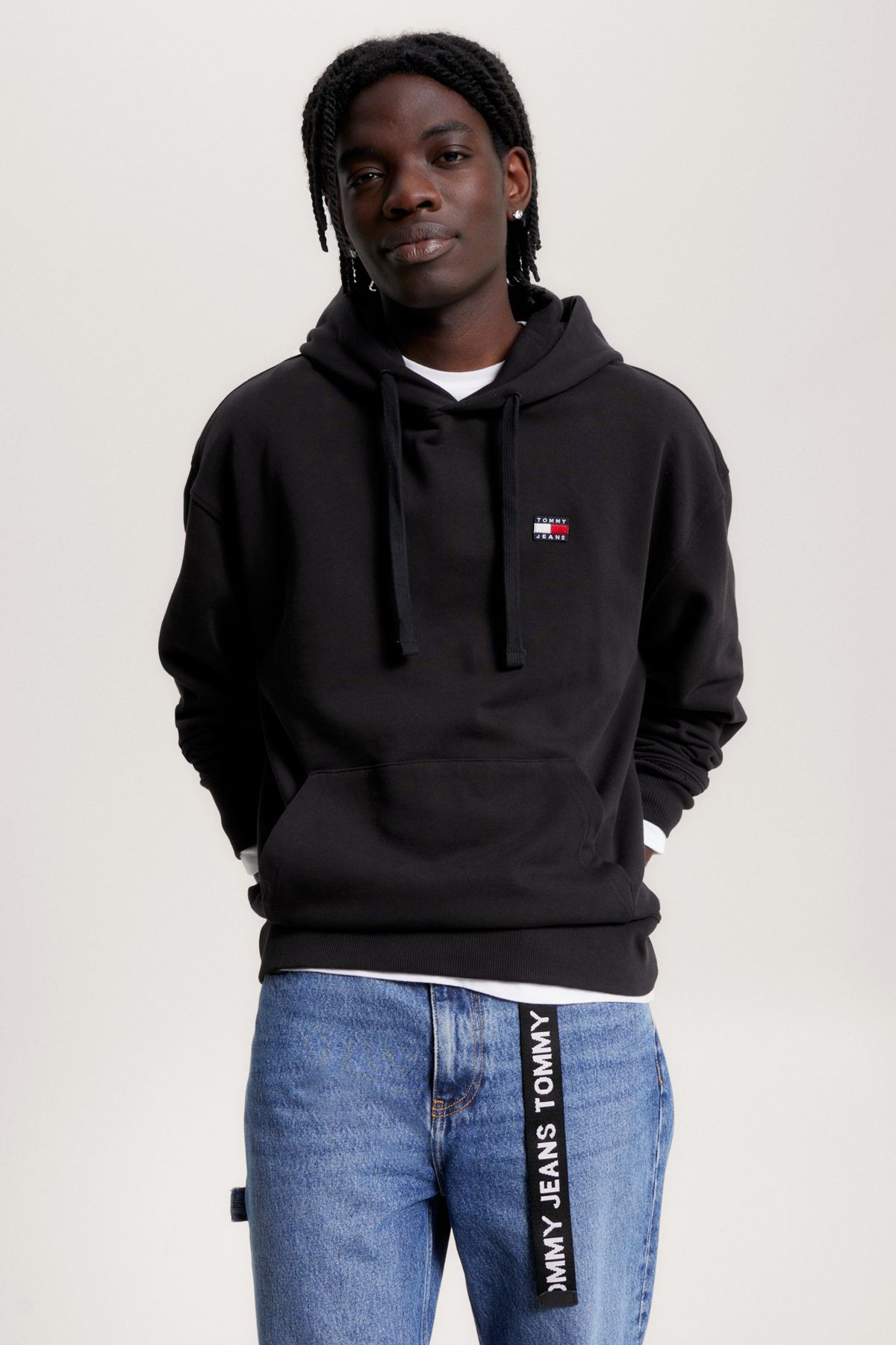 Black tommy jeans sweatshirt hot sale