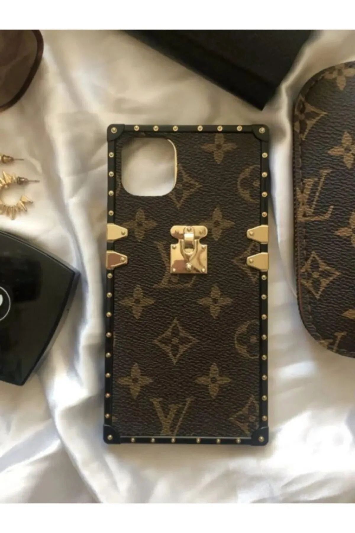 peakaks İphone 14 Pro Max Uyumlu Louis vuitton Tasarımlı Premium Siyah  Kılıf Fiyatı, Yorumları - Trendyol