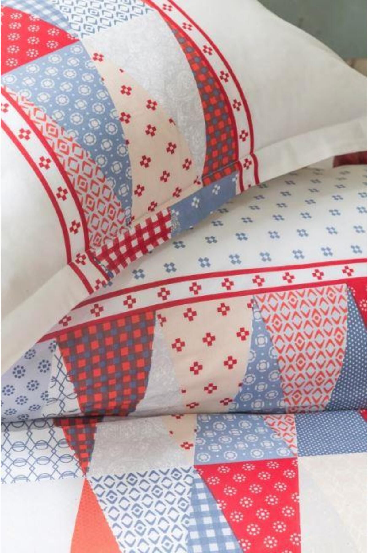 Apricitas HOME-, Mariel Double Duvet Cover Set Red White, Triangle Pattern 3