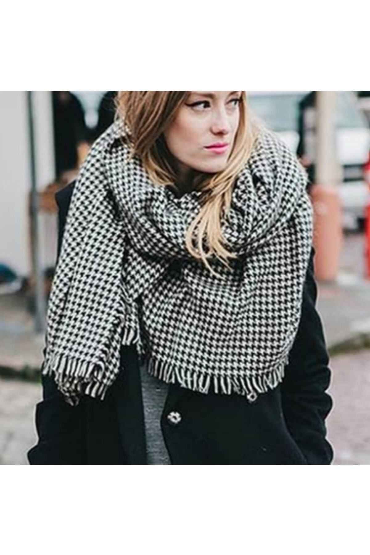 MSA Houndstooth Patterned Scarf Trendyol