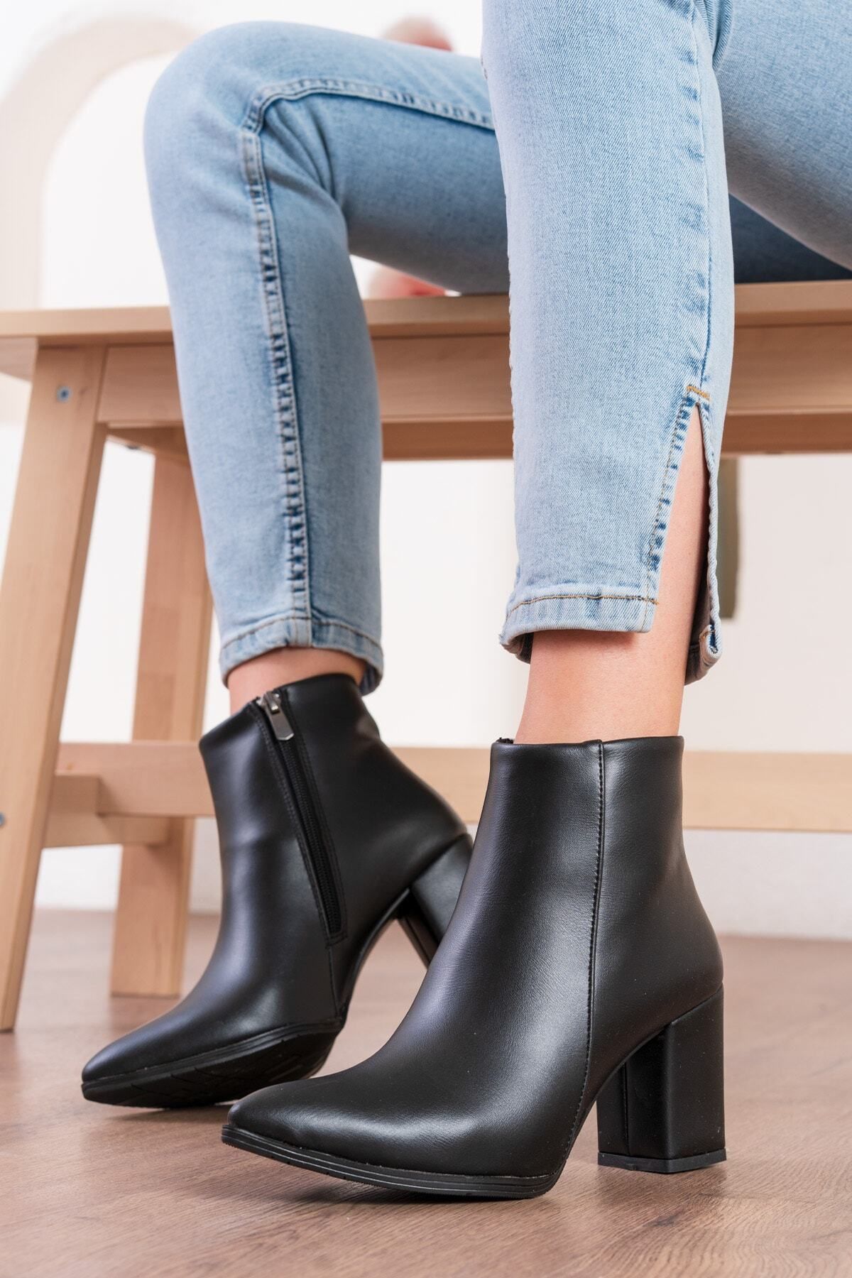 Black leather ankle store boots no heel