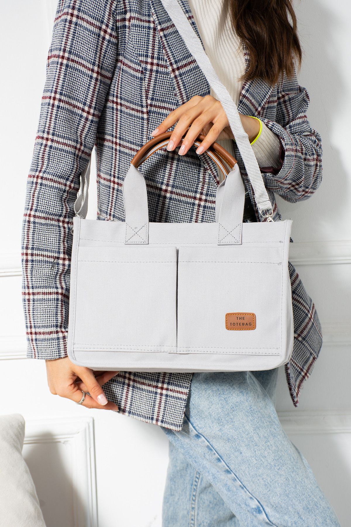 Tote bag best sale zipper closure