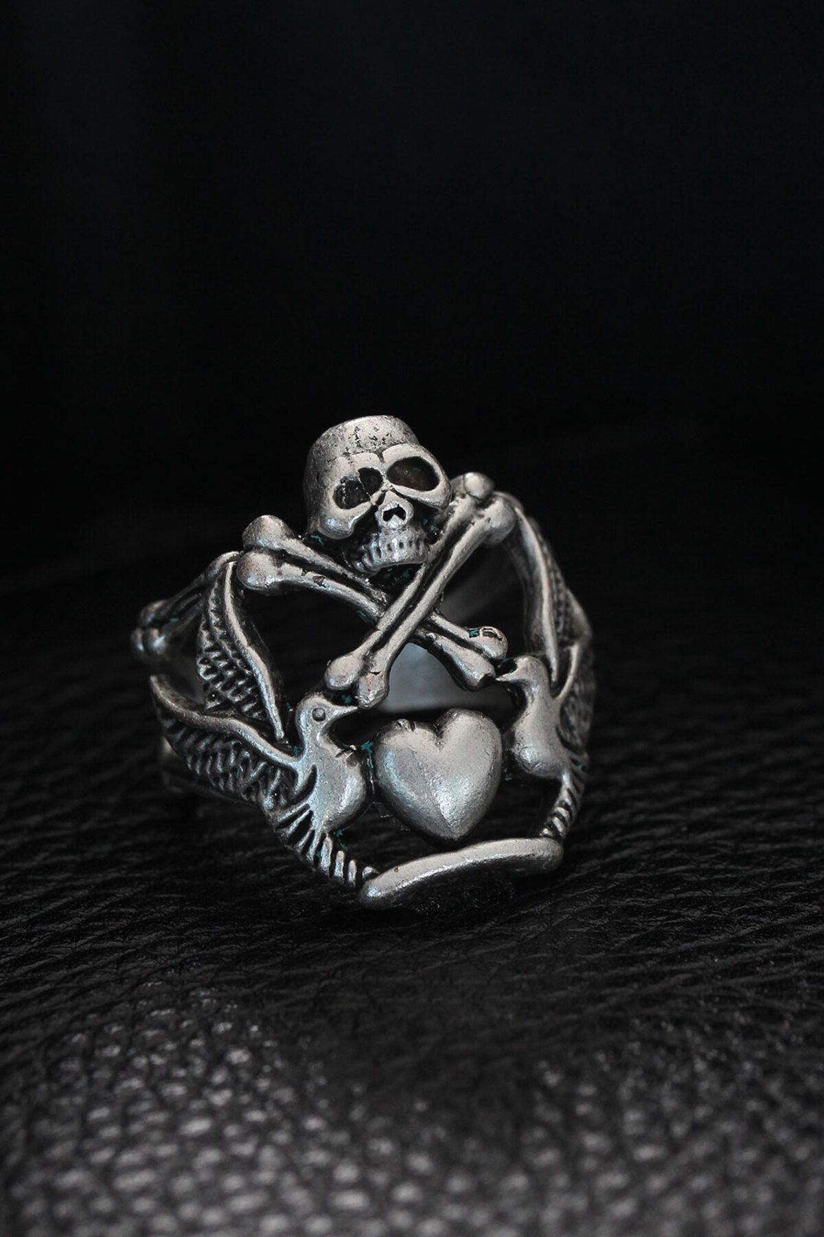 Skeleton hotsell claddagh ring