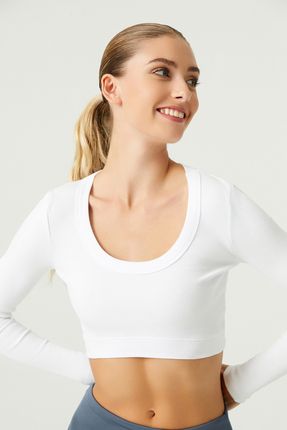 Witte sport crop top on sale