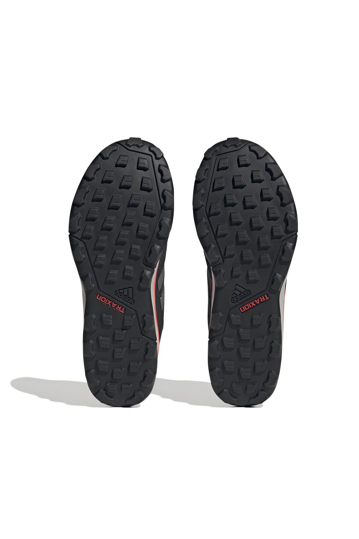 Adidas traxion gore tex discount