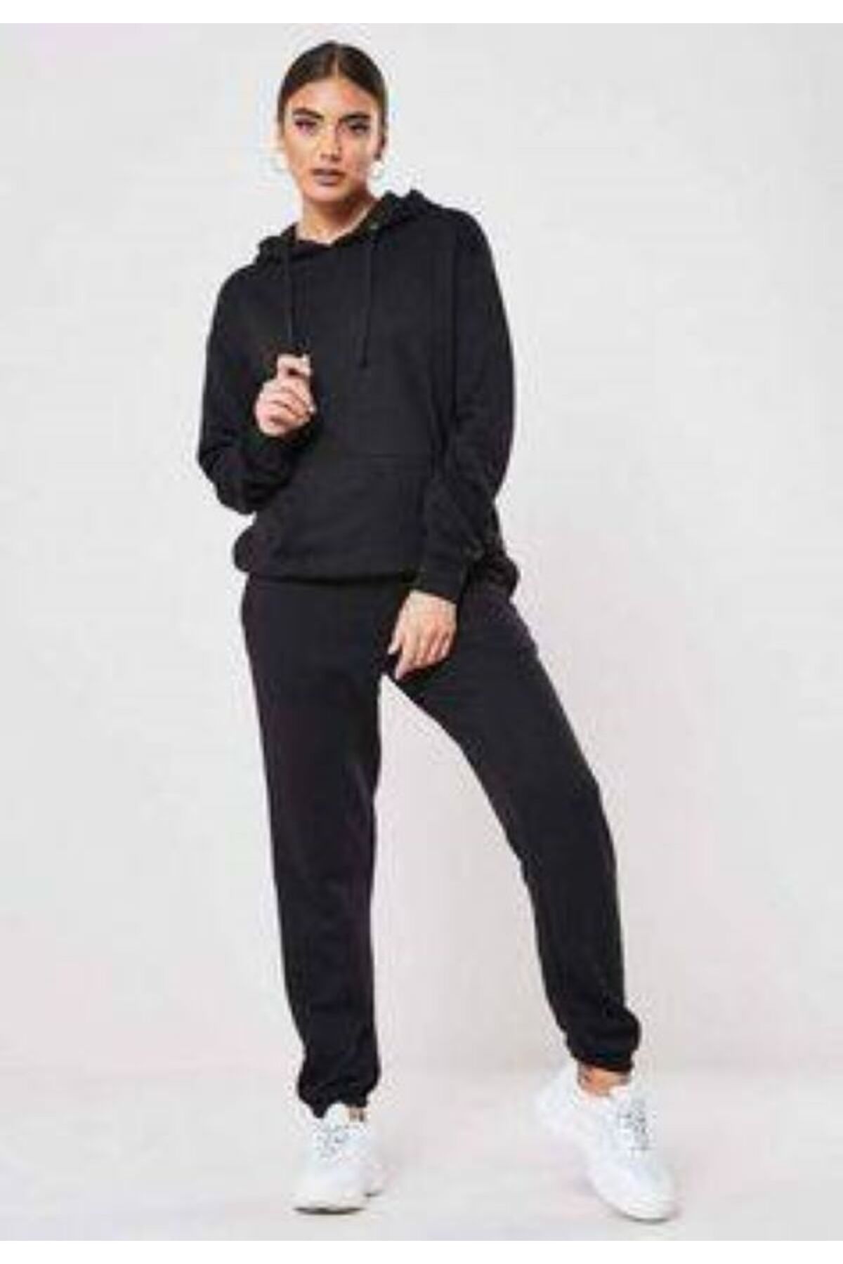 Black sales plain tracksuit