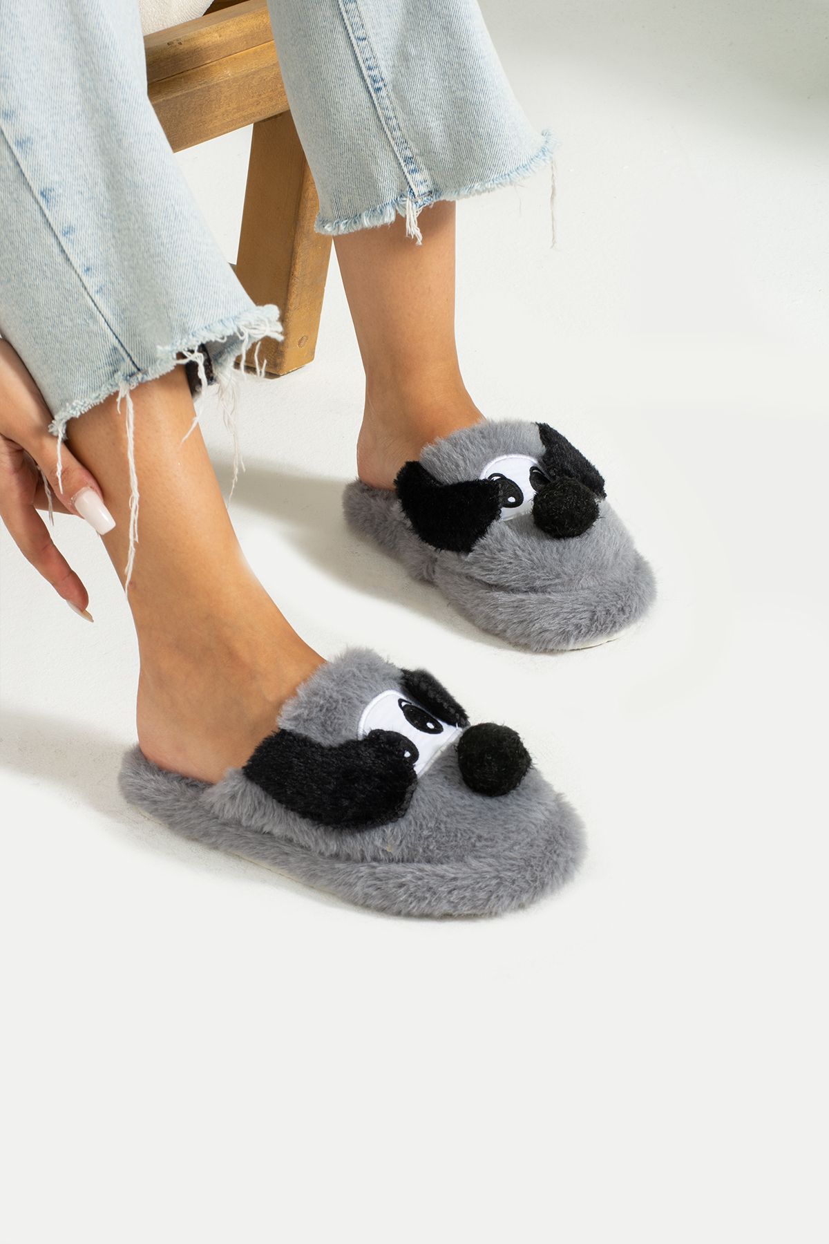 STOCON Fluffy Animal Slippers Women s Home Slippers Furry Slippers