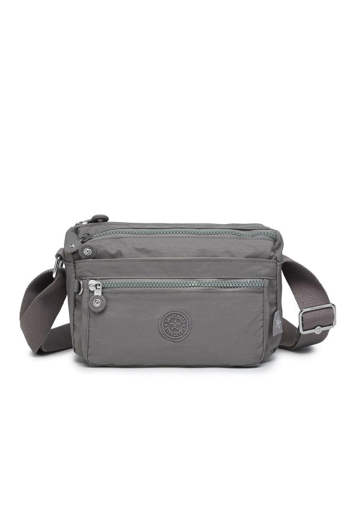 SMARTBAGS KRİNKIL KUMAŞ KADIN ÇAPRAZ ÇANTA 2022-3206 GRİ