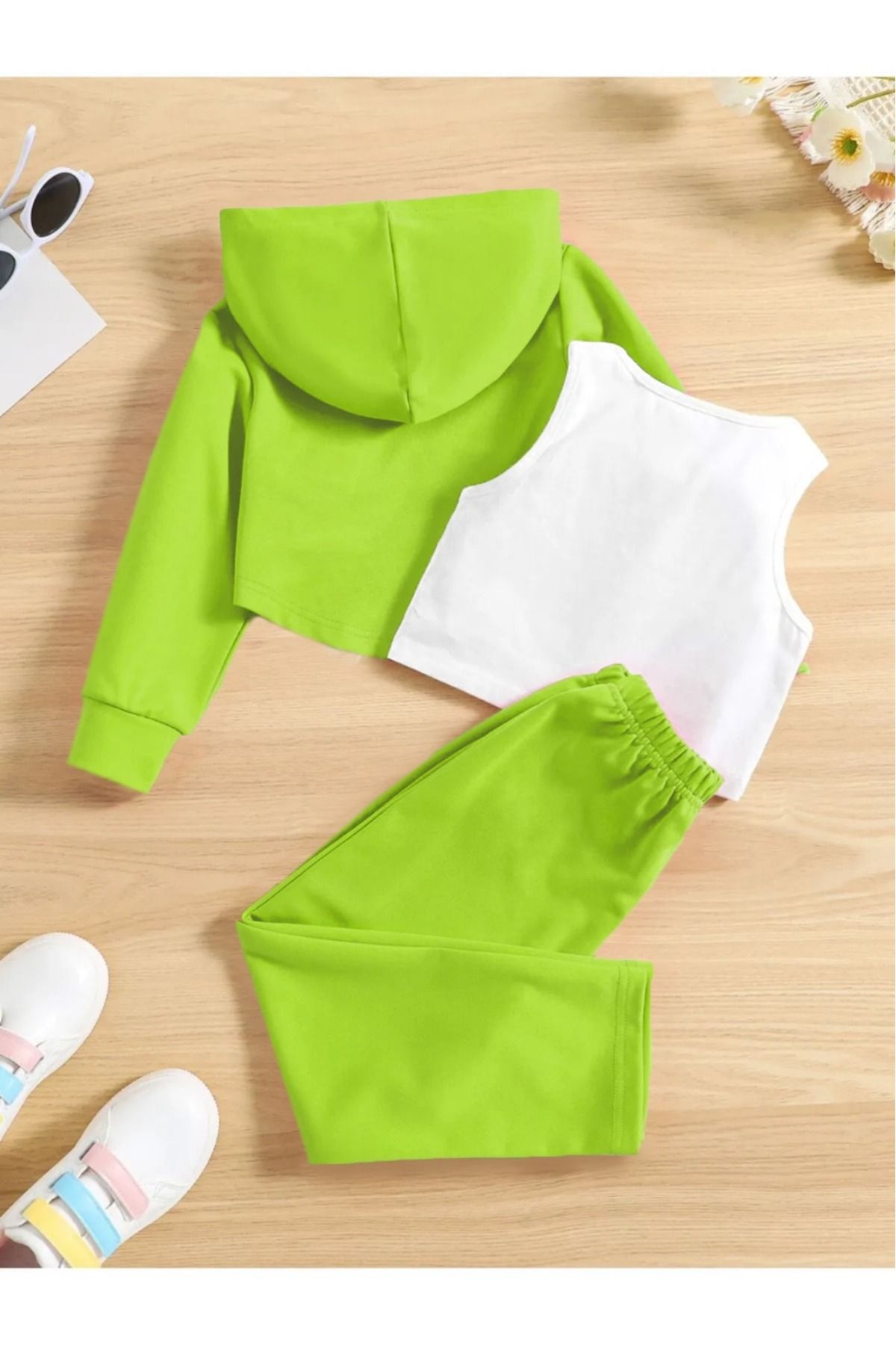 Toddler green cheap tracksuit