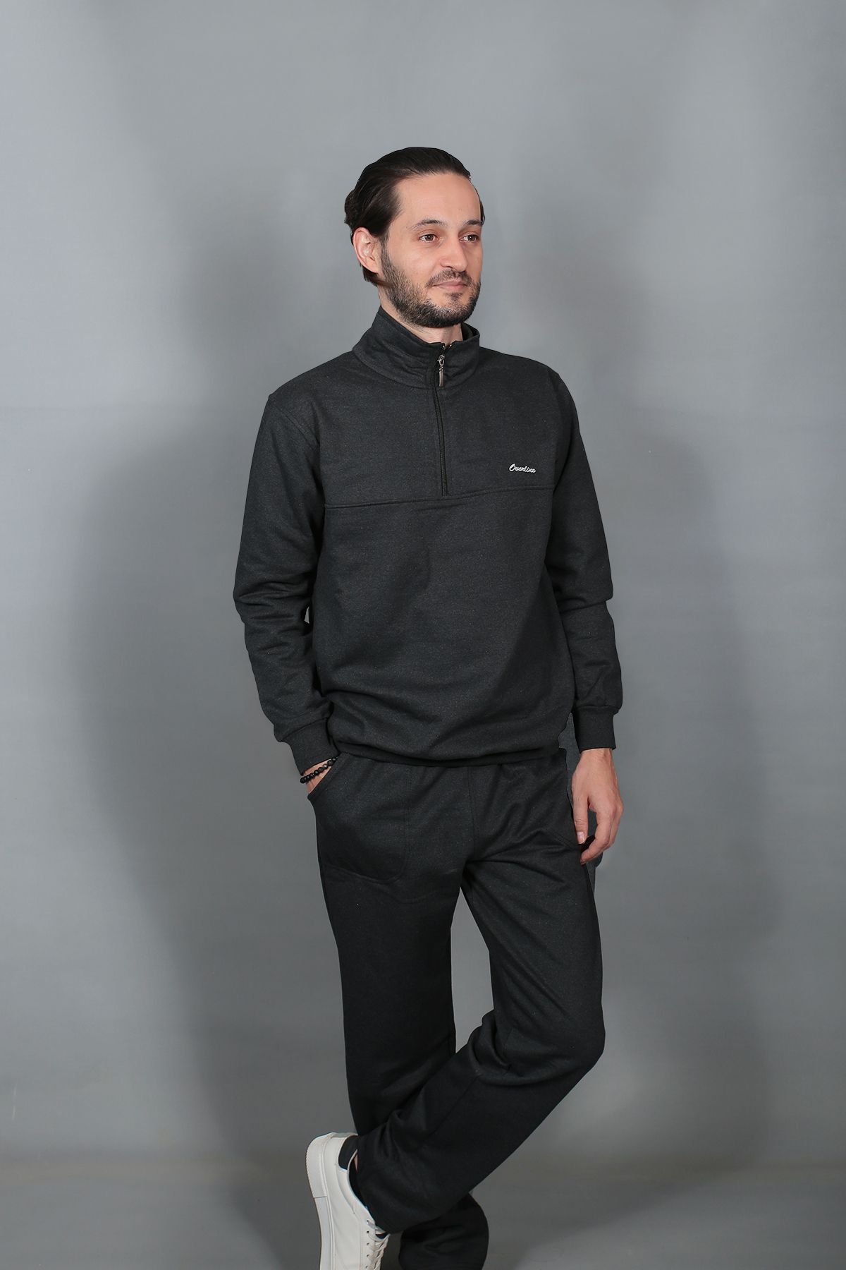 Farah tracksuit 2025