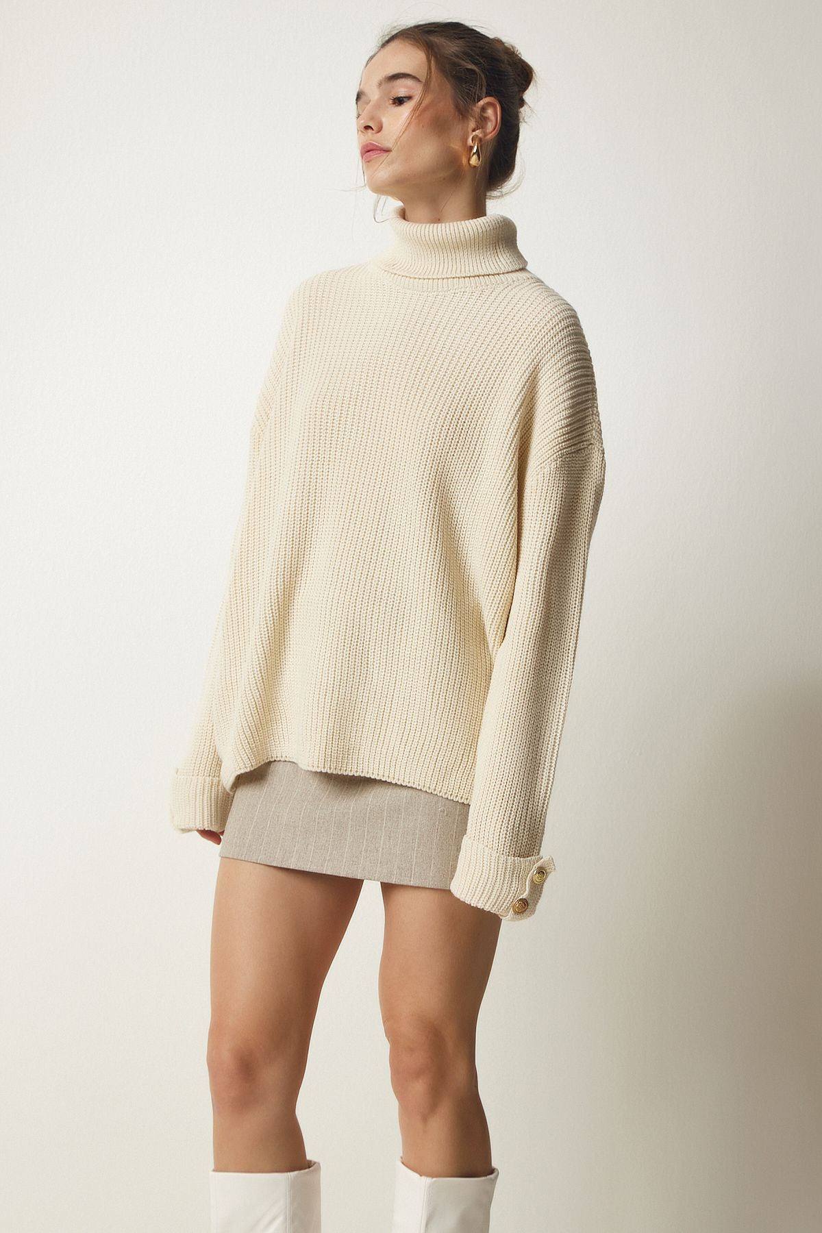 Happiness İstanbul-Women's Cream Button Detailed Turtleneck Oversize Knitwear Sweater YY00183 3