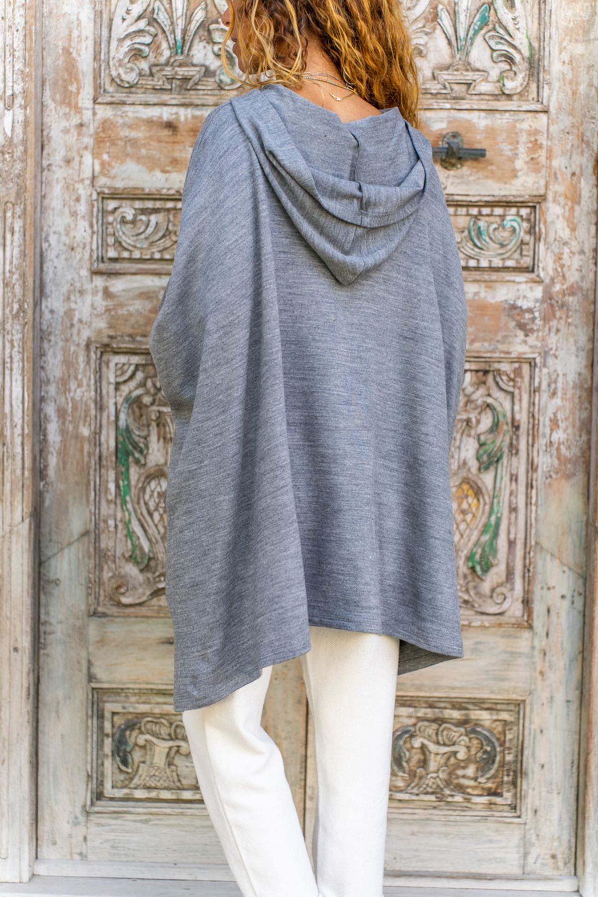 G ne k z Women s Gray Hooded Oversize Asymmetrical Cut Poncho