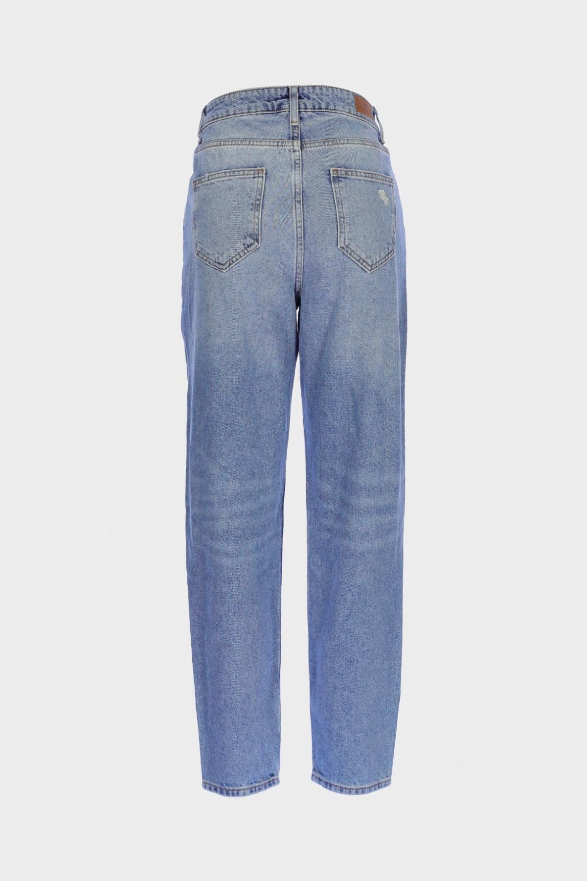 CROSS JEANS-أريانا بنطلون جينز أزرق متوسط الخصر بتفاصيل ملابس C 4525-152 2