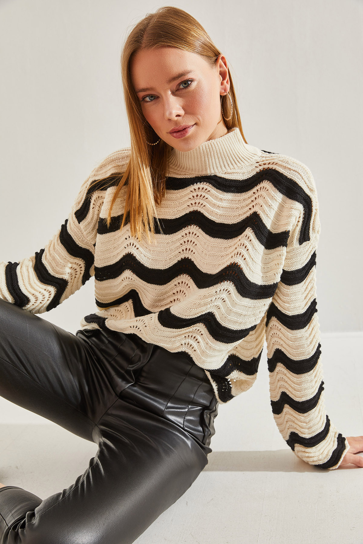 Bianco Lucci Női mintás áttört kötöttáru pulóver