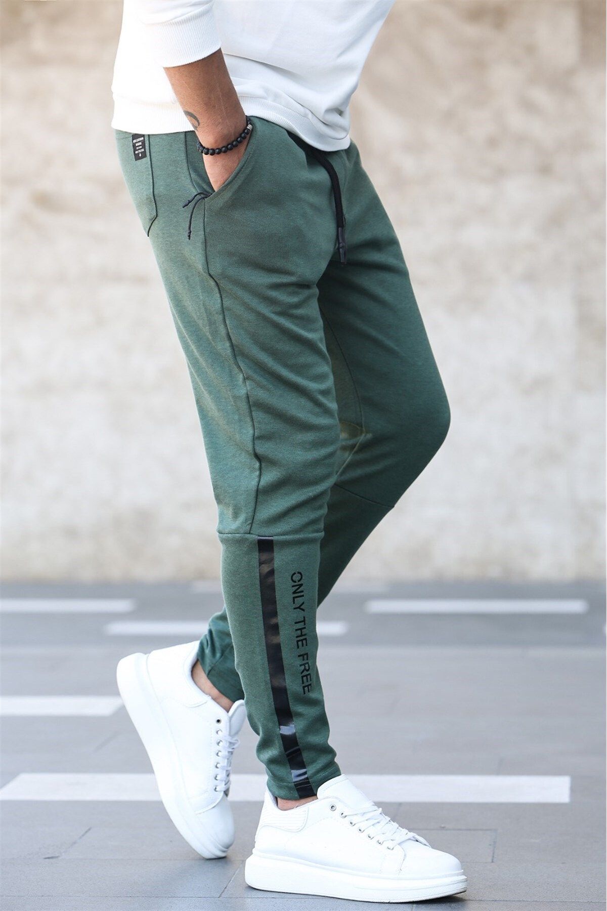 شلوار ورزشی مردانه خط دار سبز مدمکست Madmext (برند ترکیه)