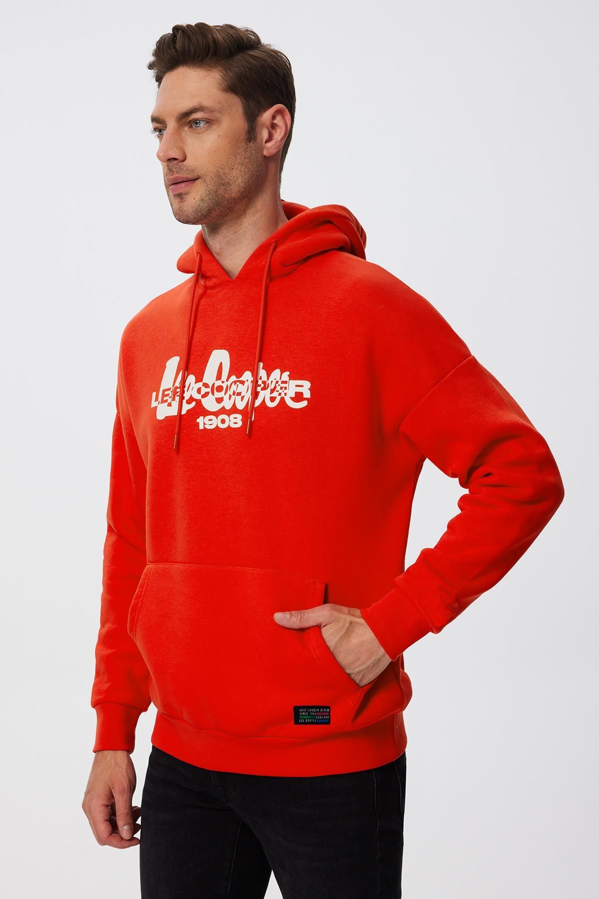 سویشرت قرمز مردانه شیطنت اورجینال Lee Cooper