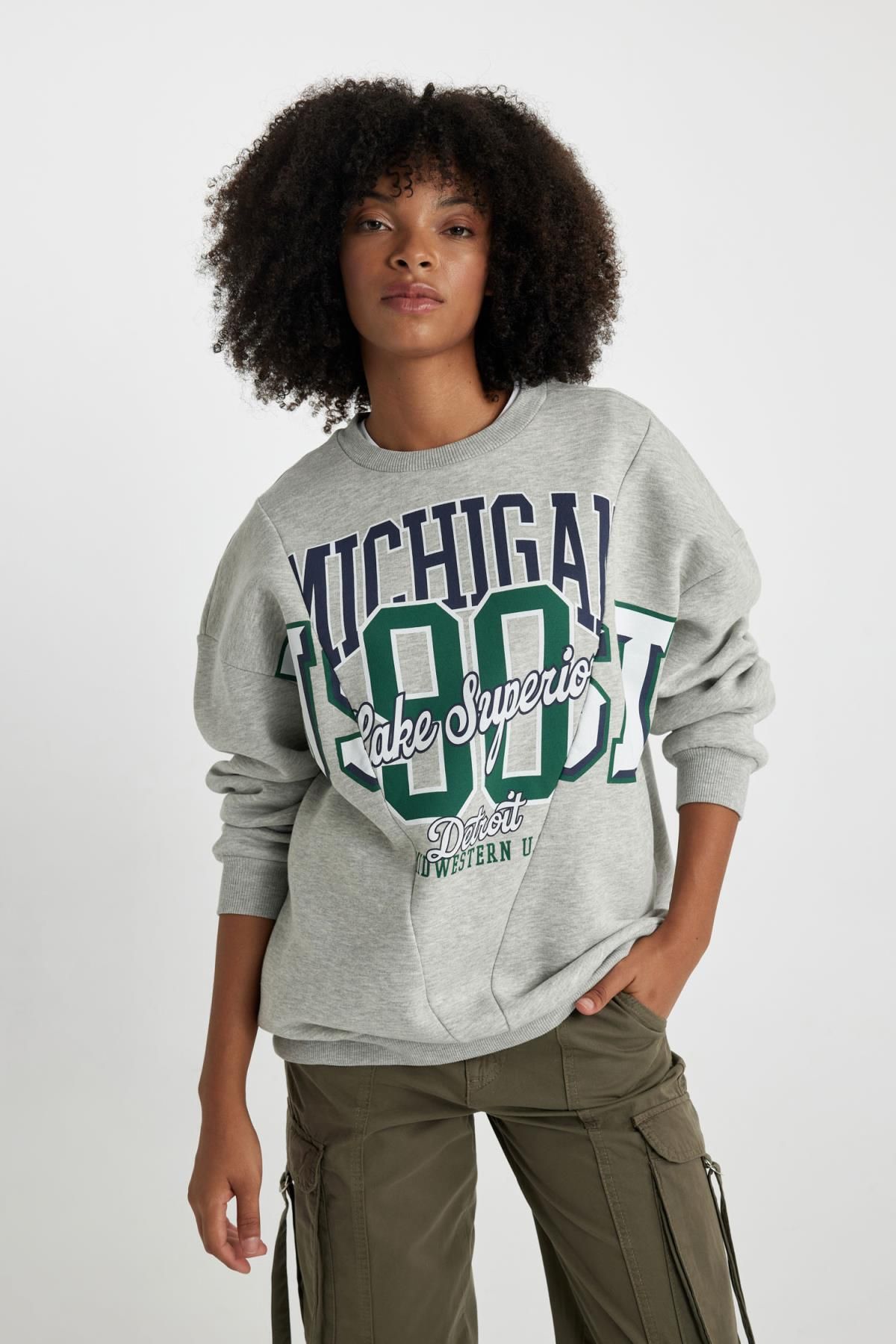 Thick shop crewneck sweatshirt