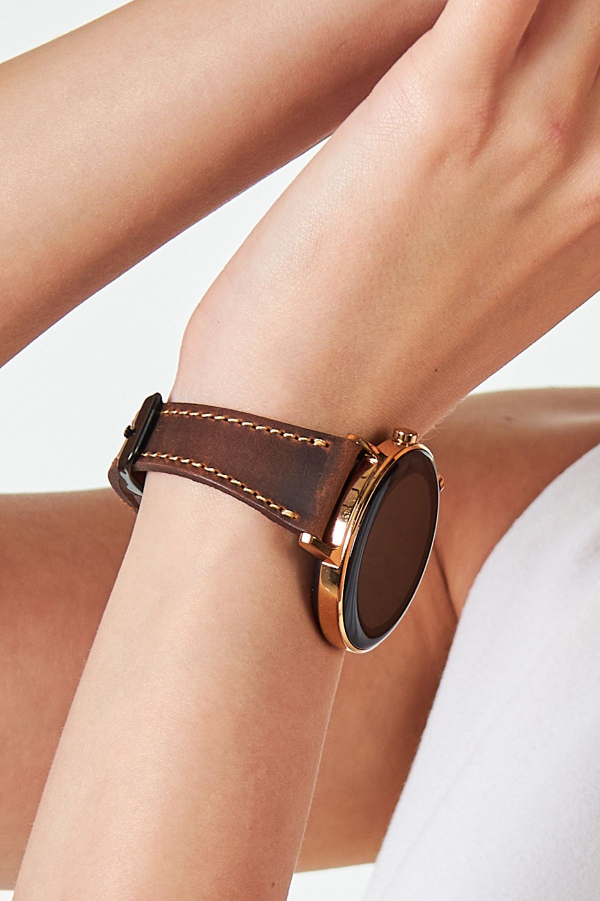 Gen 3 smartwatch store venture sand leather