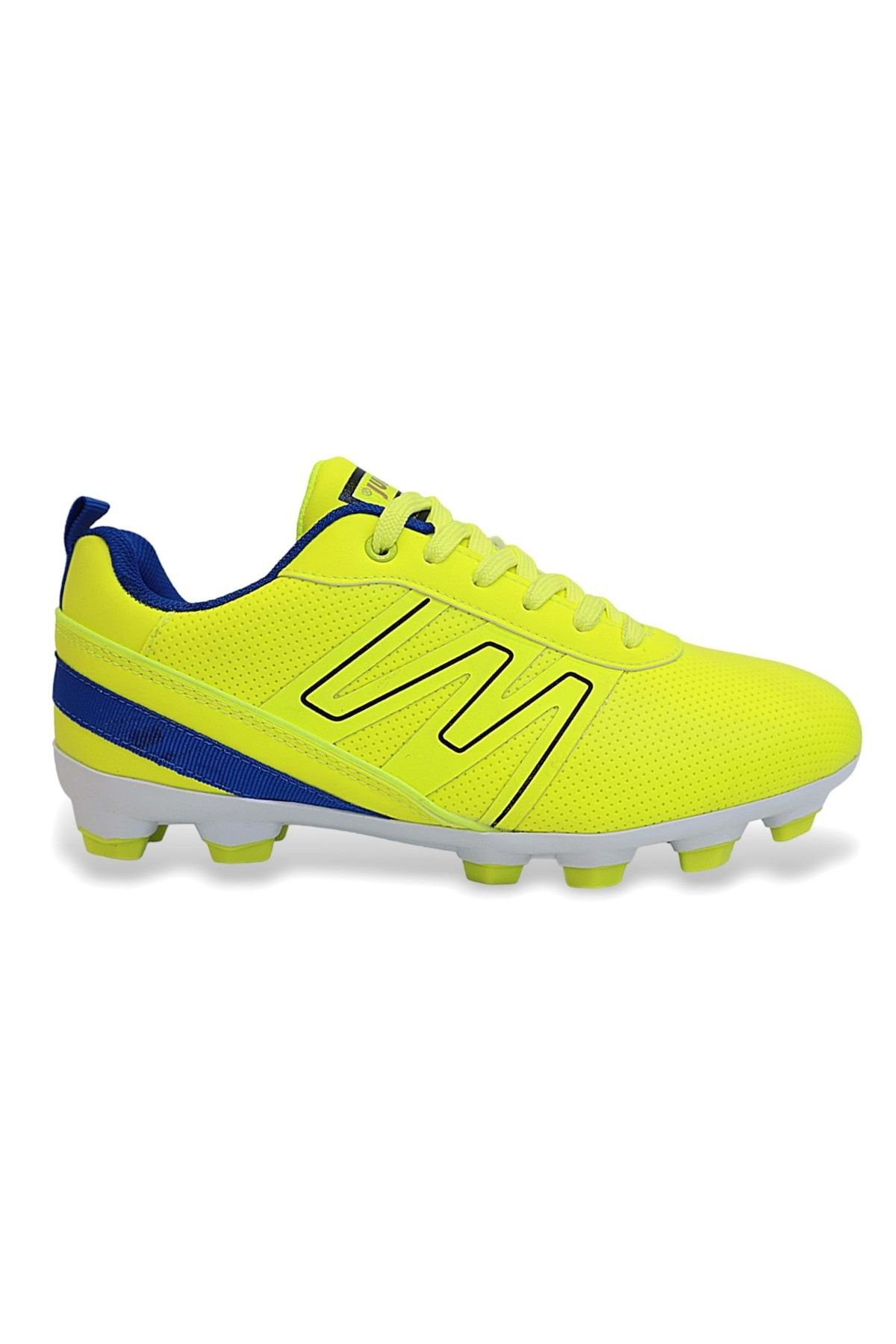 Bata on sale football shoes
