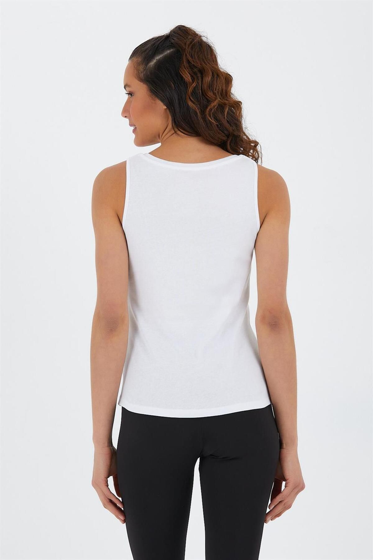 VENA-Matilda Button Detailed Body-Fitting Undershirt - White 3